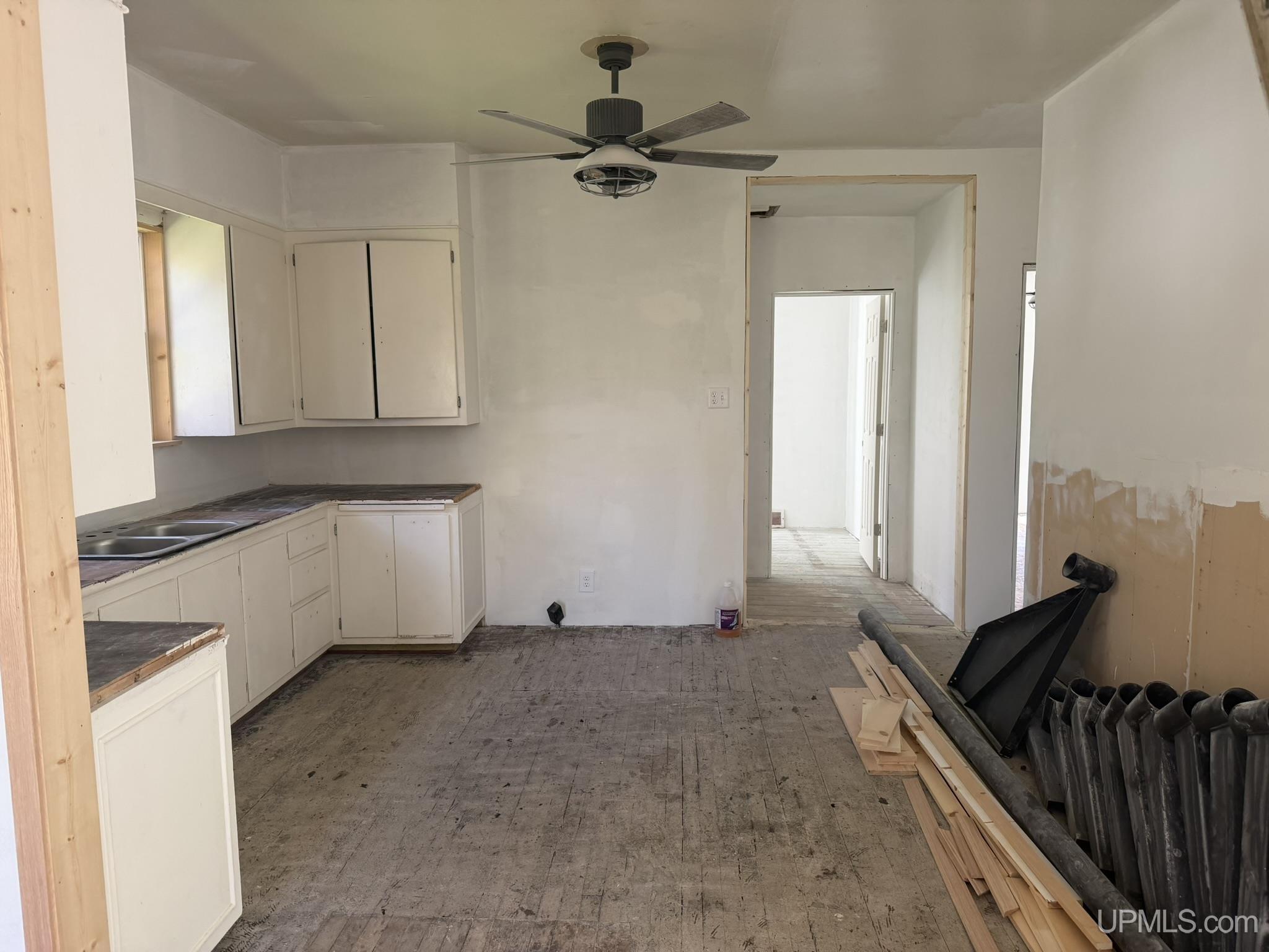 107 Fourth Street Property Photo 7