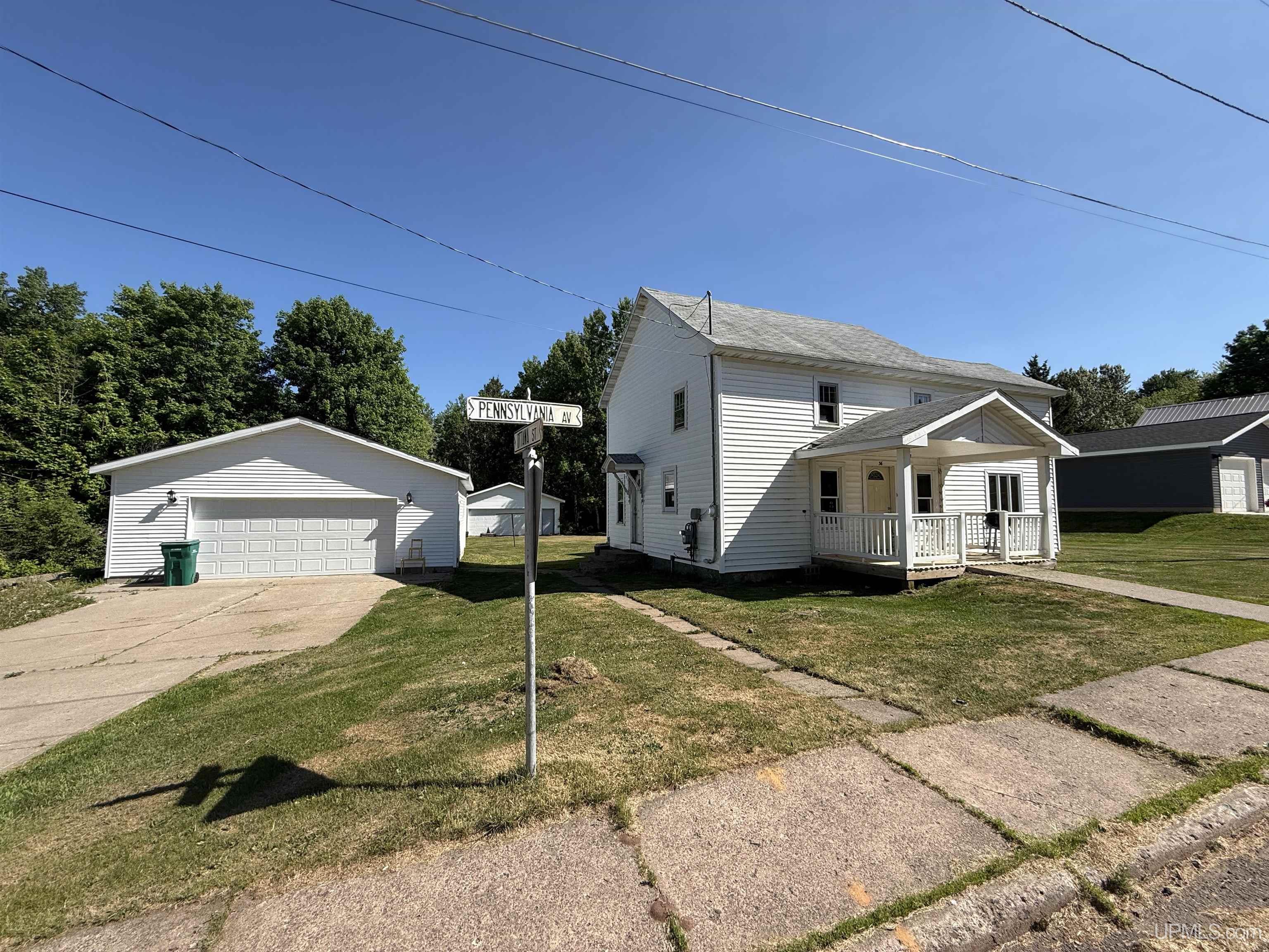 36 Pennsylvania Avenue Property Photo 2