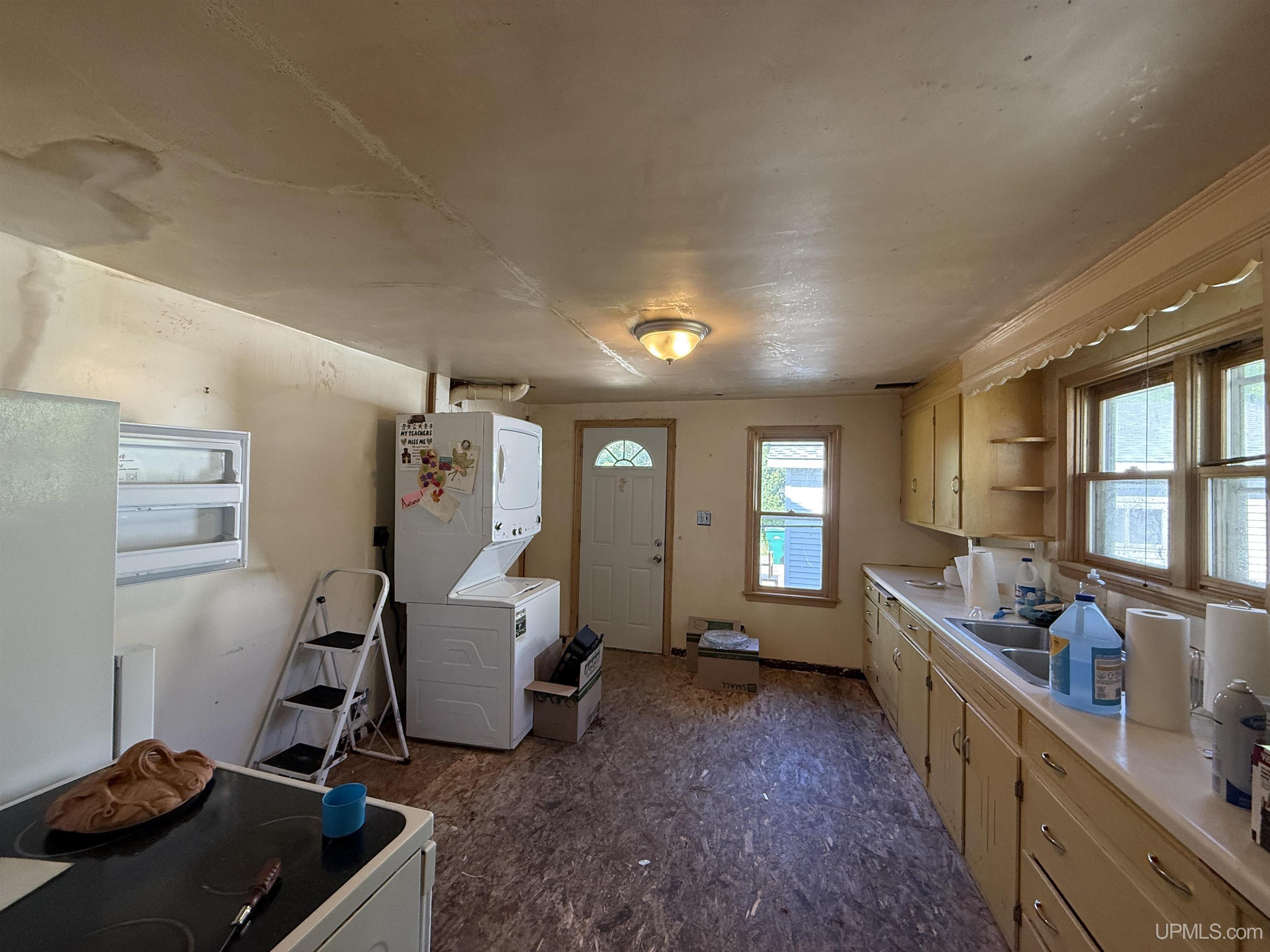 36 Pennsylvania Avenue Property Photo 7