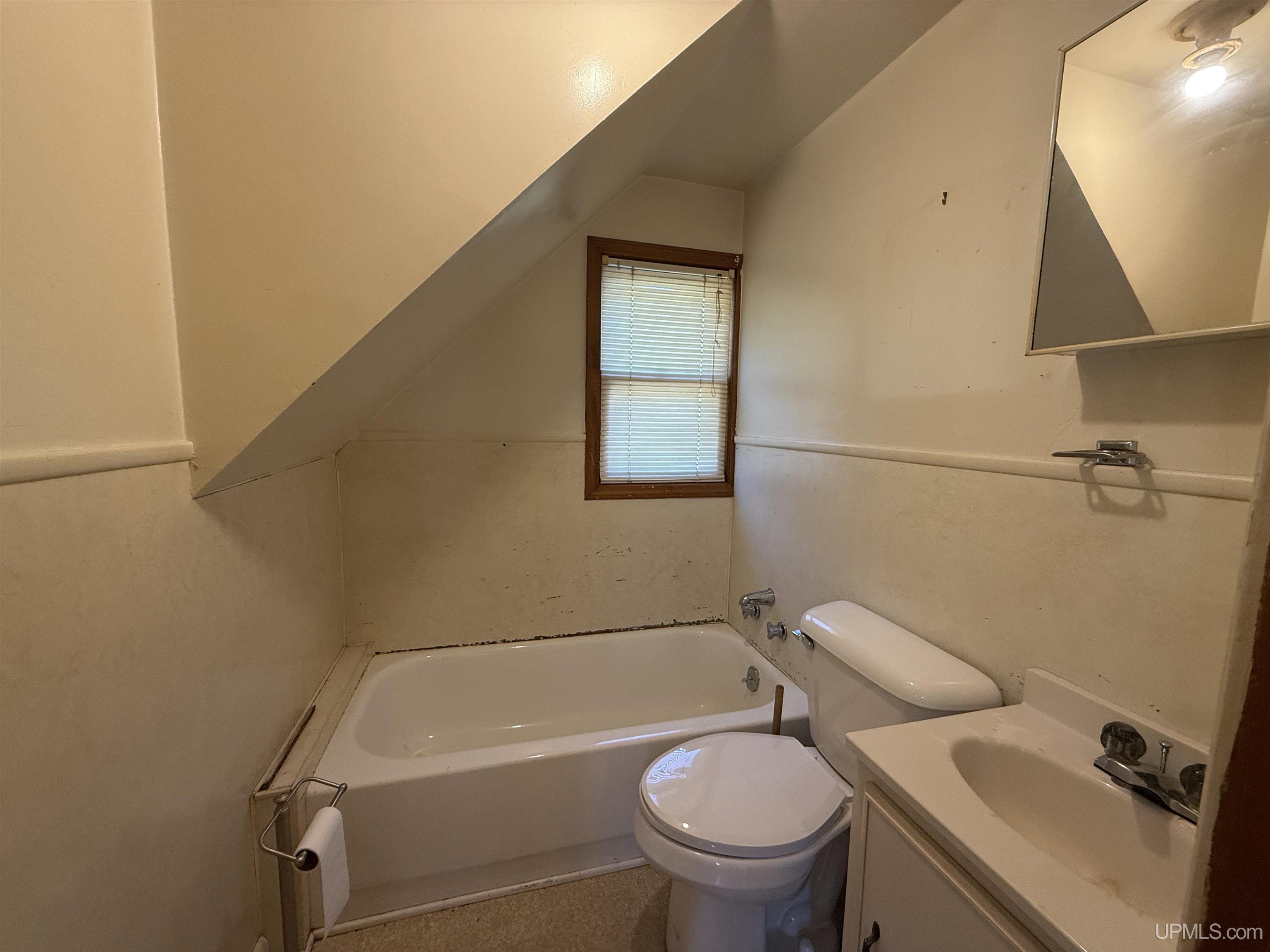 36 Pennsylvania Avenue Property Photo 8