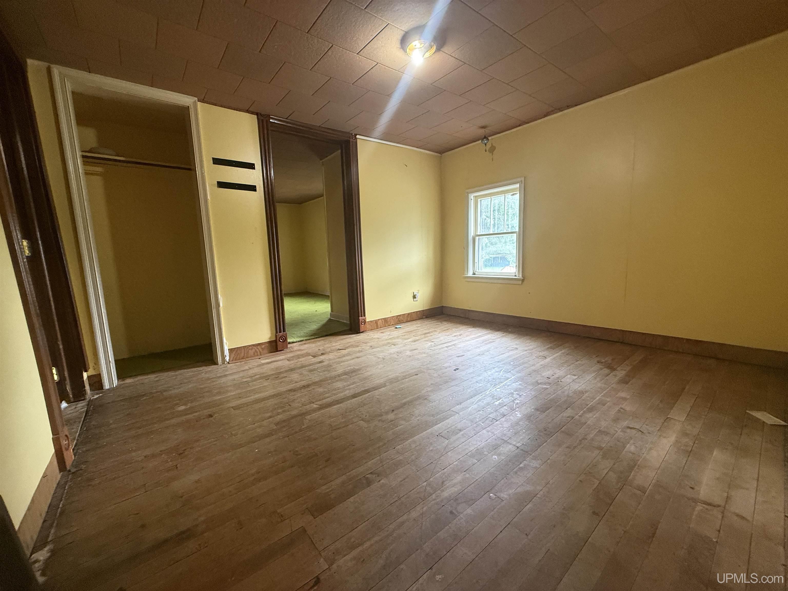 36 Pennsylvania Avenue Property Photo 11