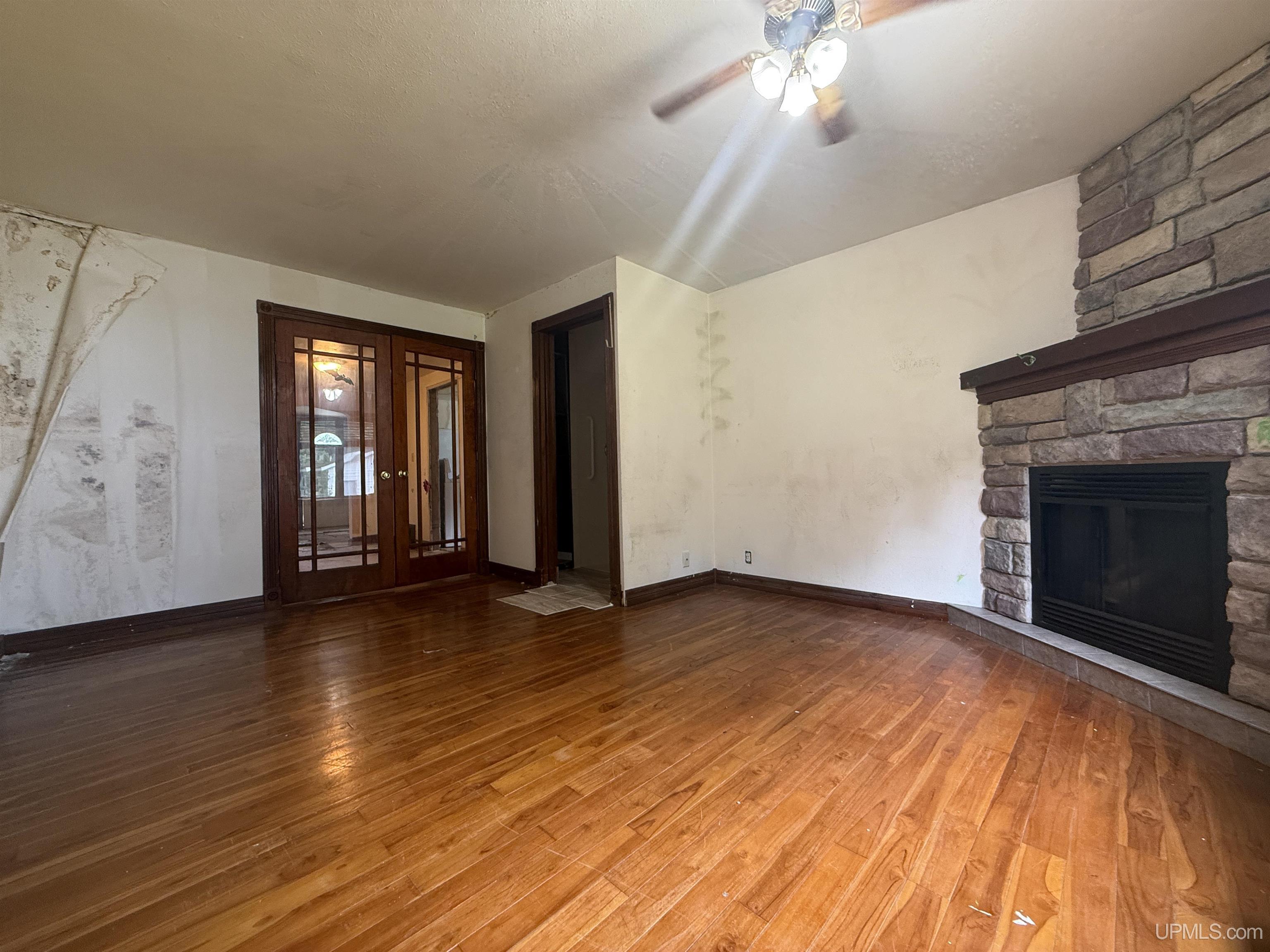 36 Pennsylvania Avenue Property Photo 14