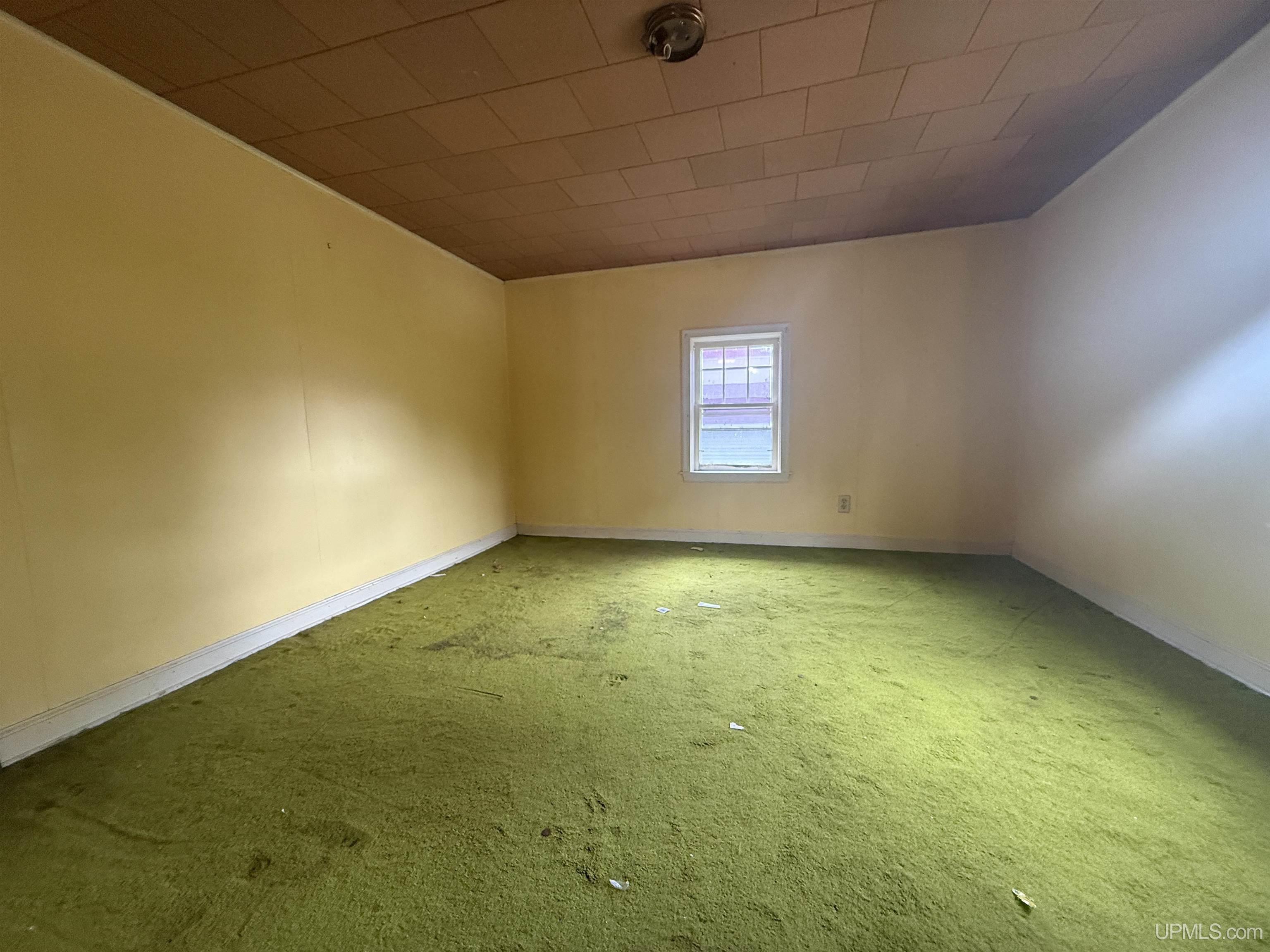 36 Pennsylvania Avenue Property Photo 21