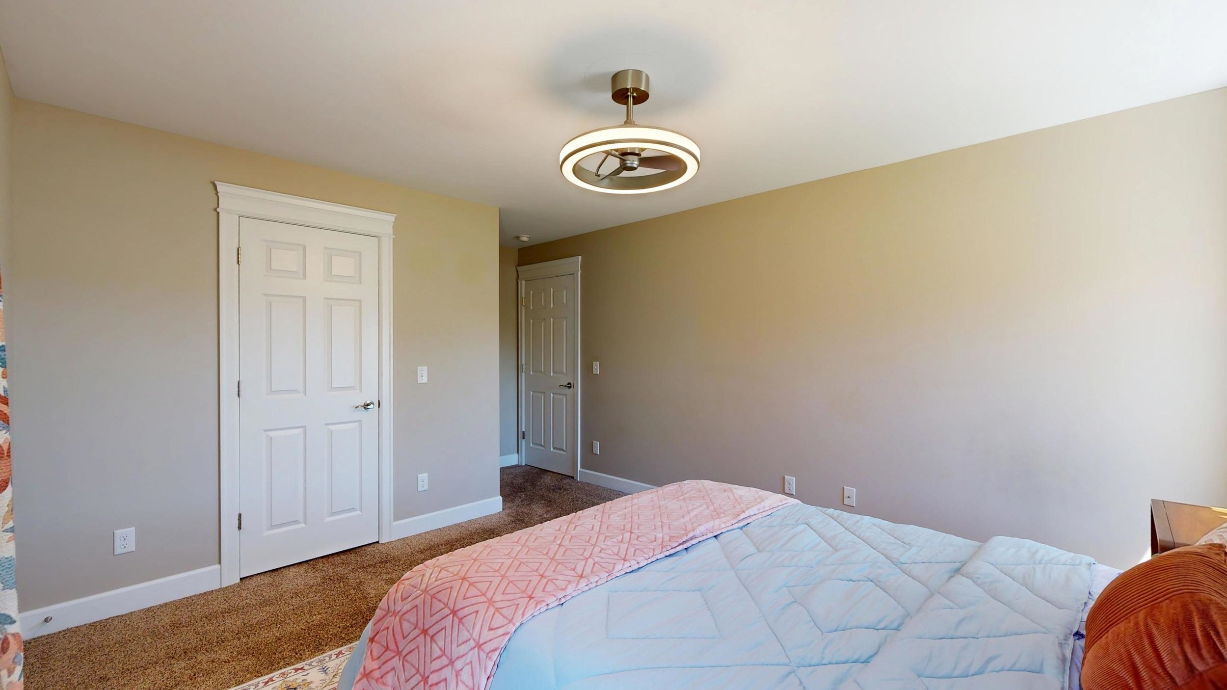 2083 N Harvest Circle Property Photo 24