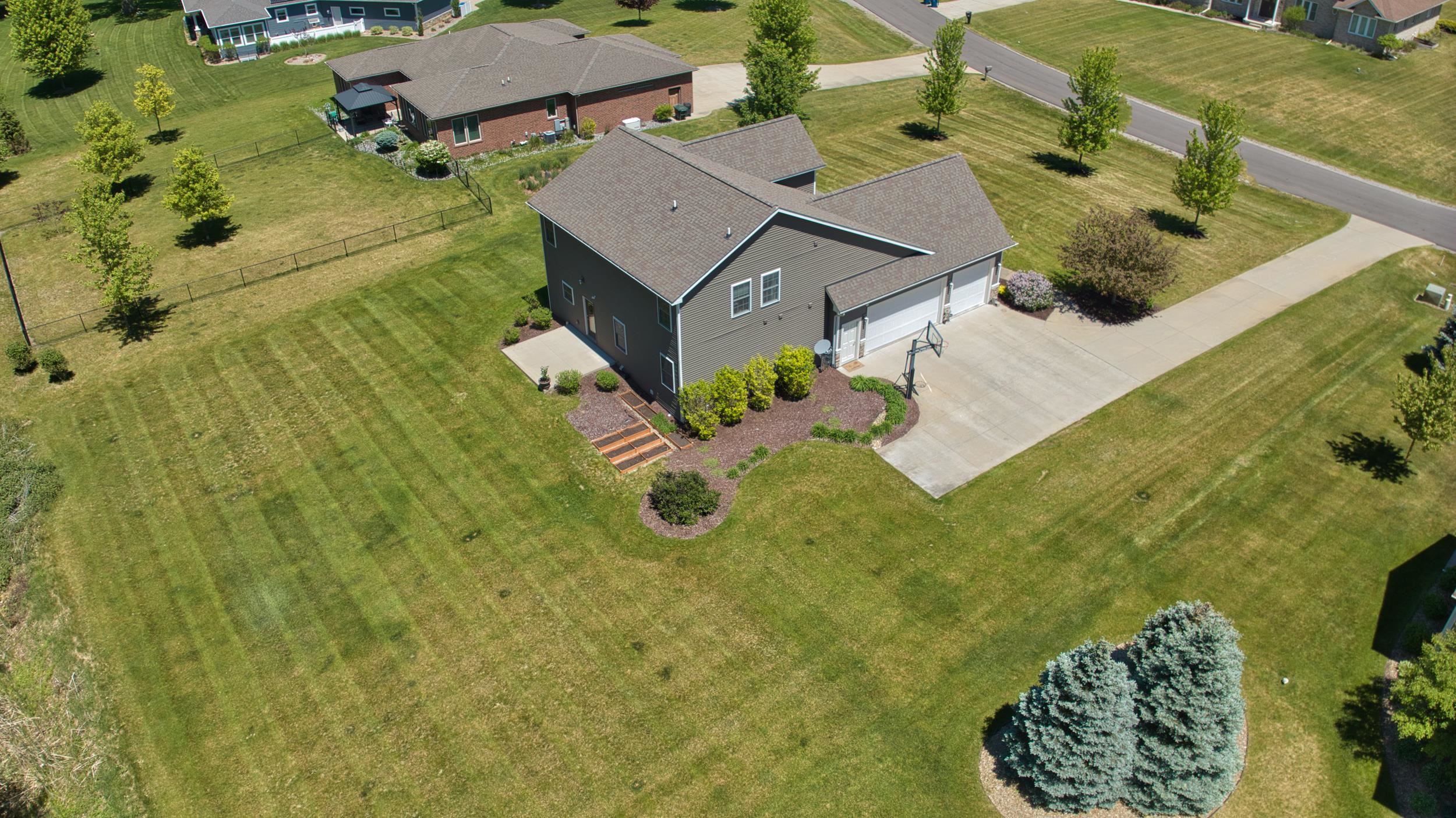 2083 N Harvest Circle Property Photo 49