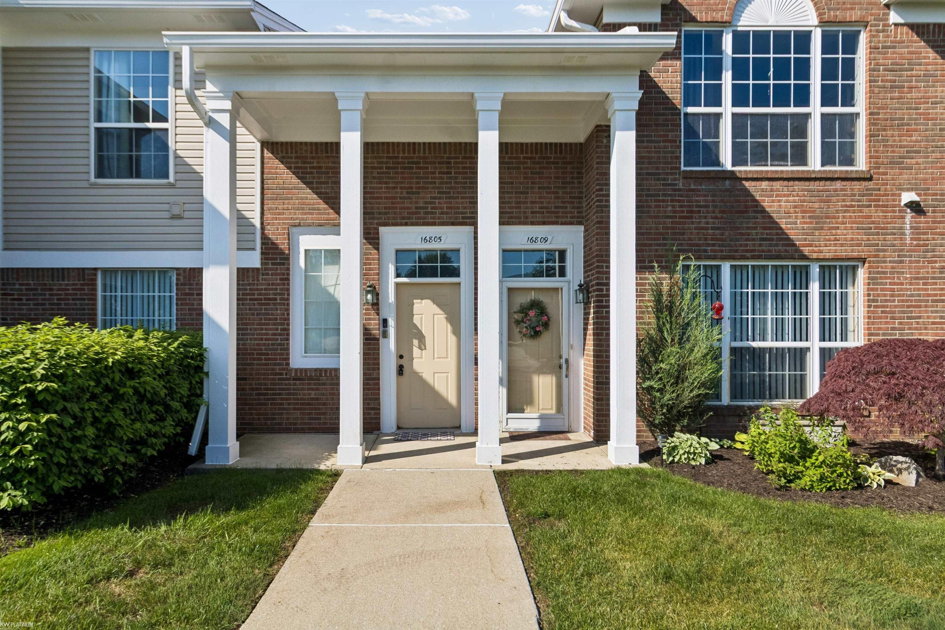 16805 Carriage Way Property Photo 1
