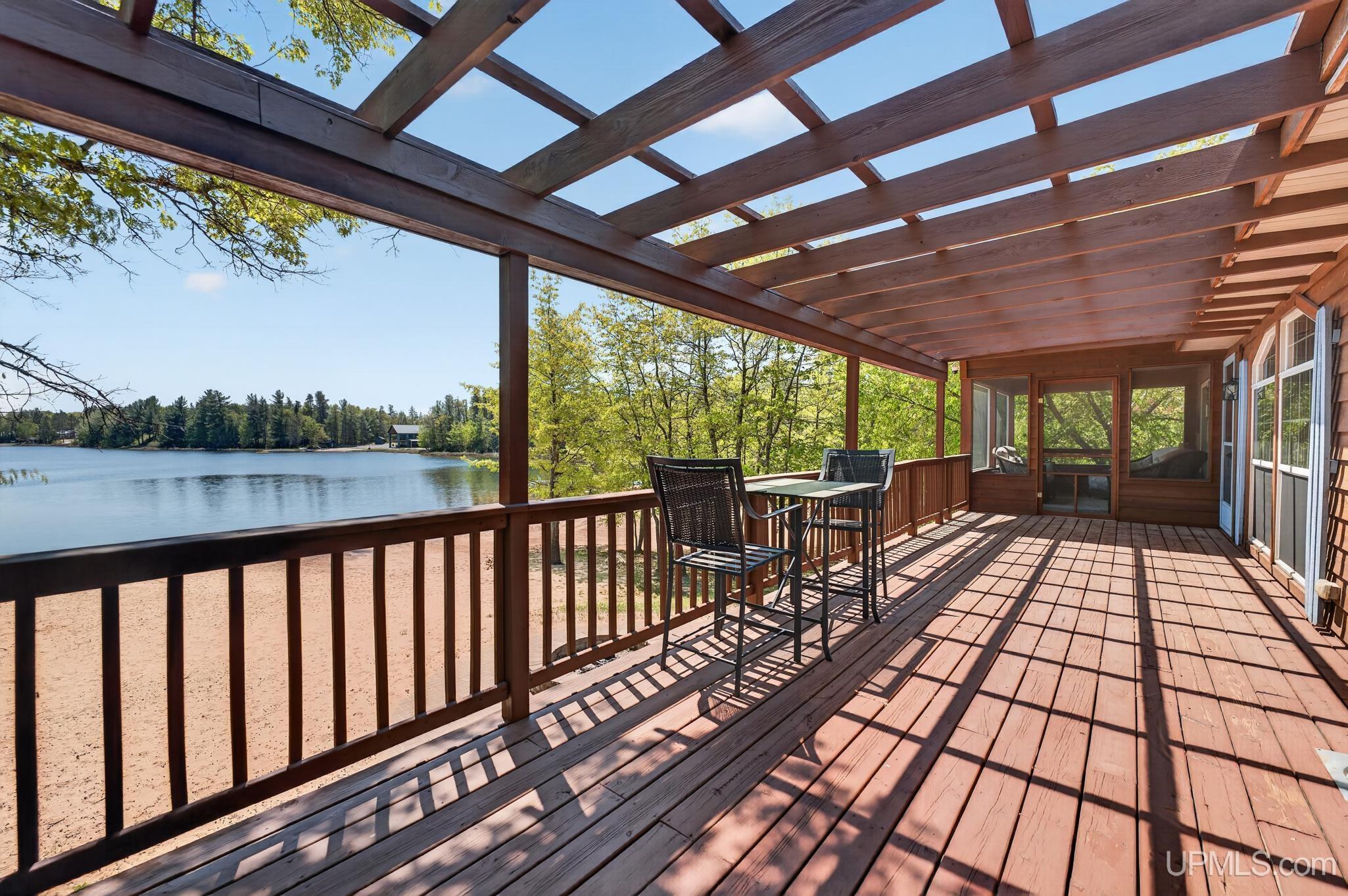 12282 N Randolph Road Property Photo 6