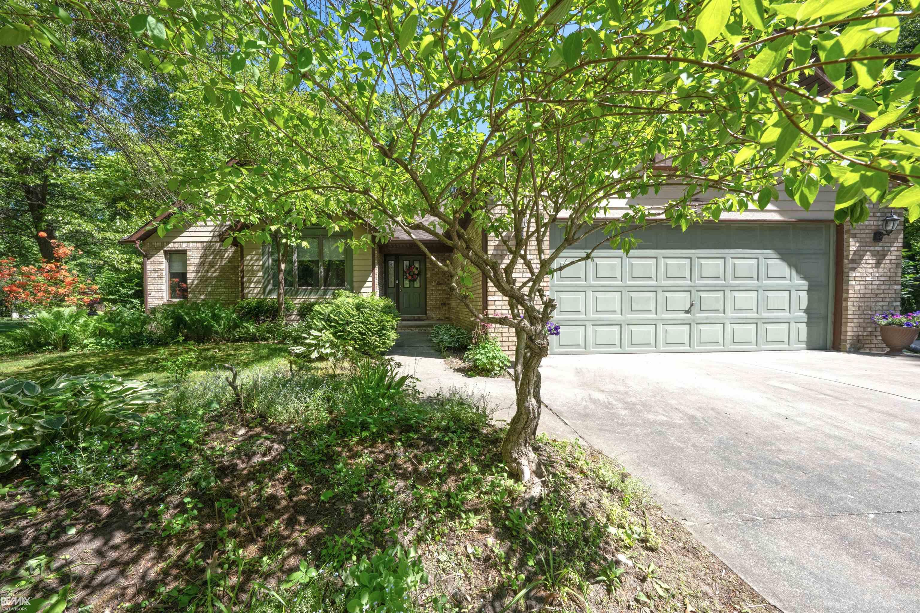 6440 Benoit Road Property Photo 2