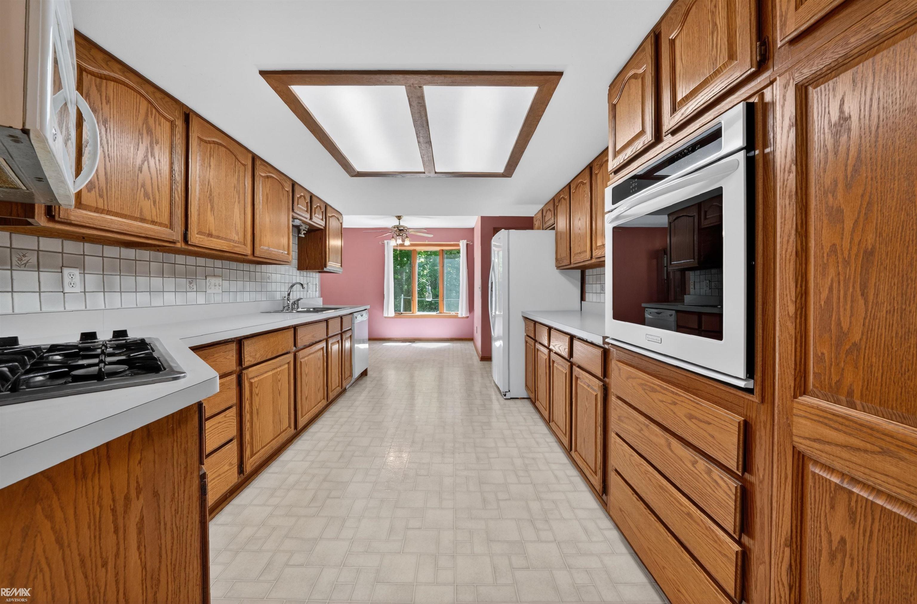 6440 Benoit Road Property Photo 32
