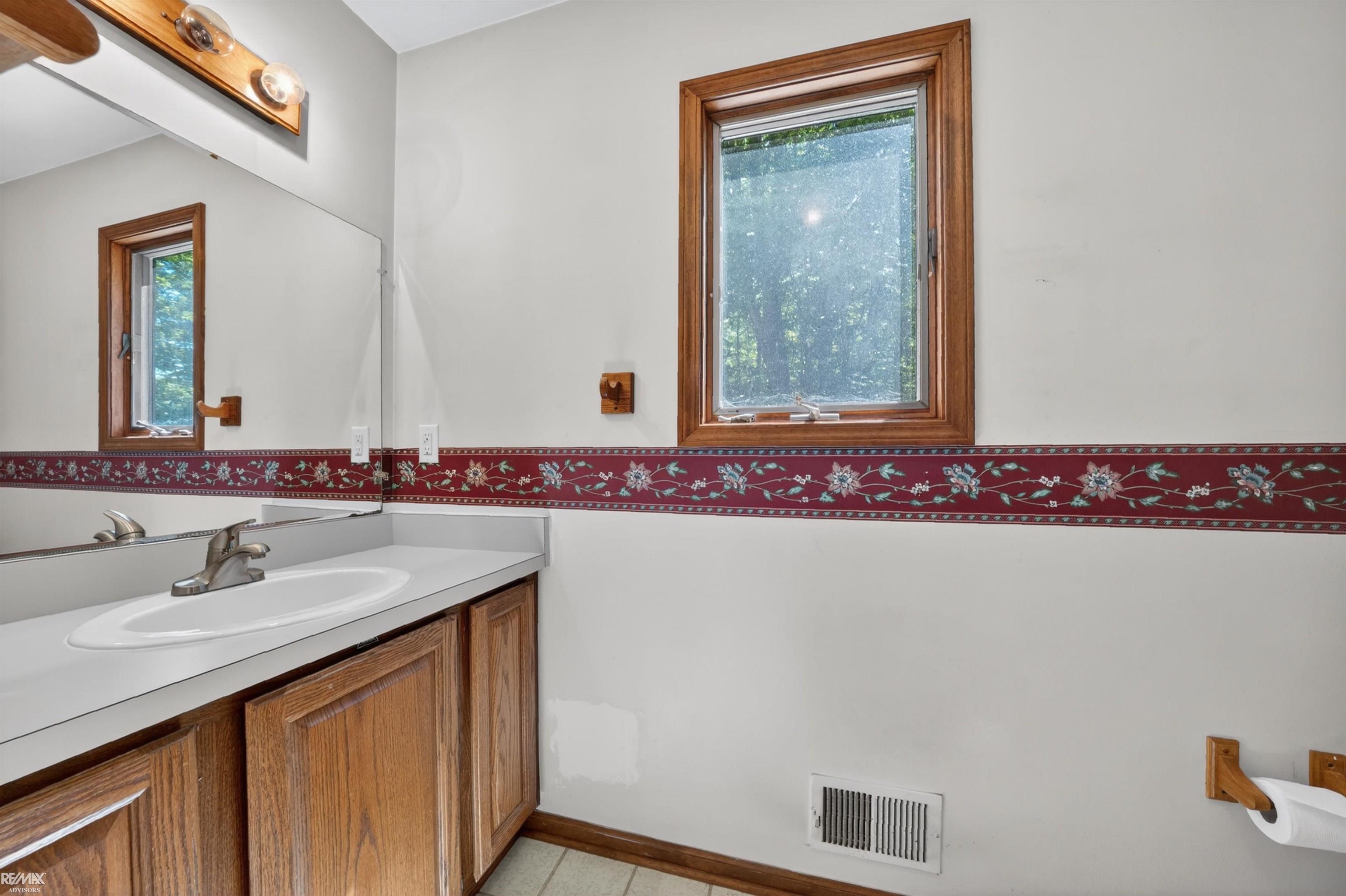6440 Benoit Road Property Photo 39