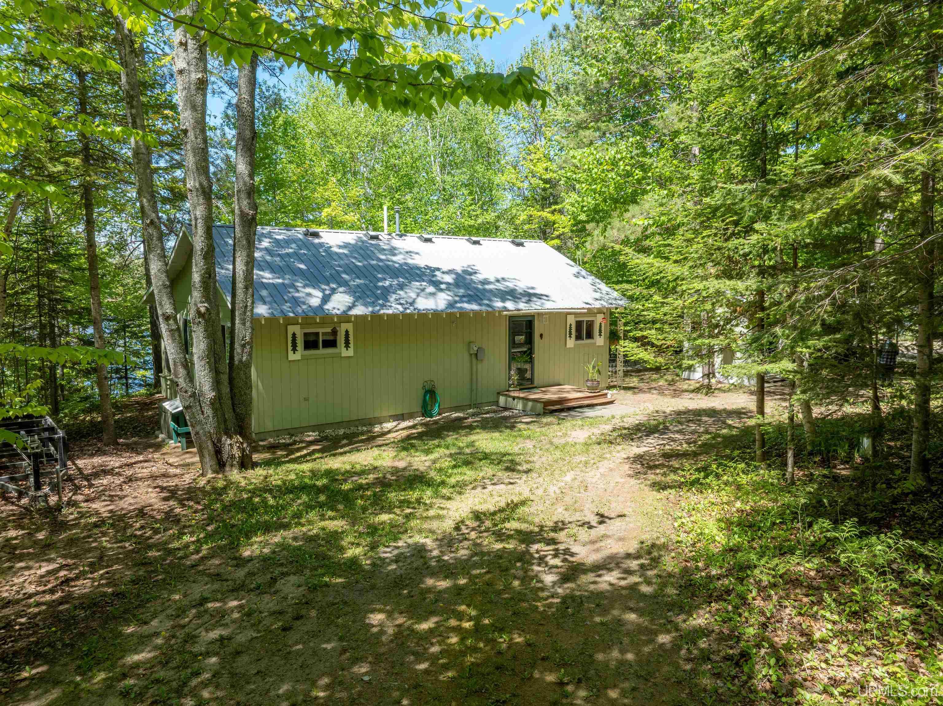N1163 E Tie Lake Road Property Photo 17
