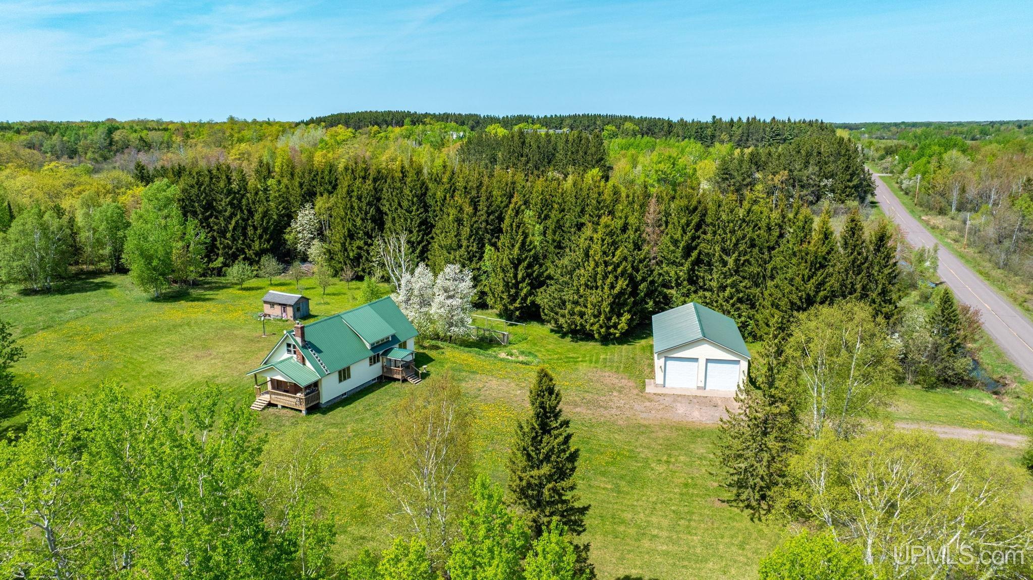 51795 Pontiac Road Property Photo 1
