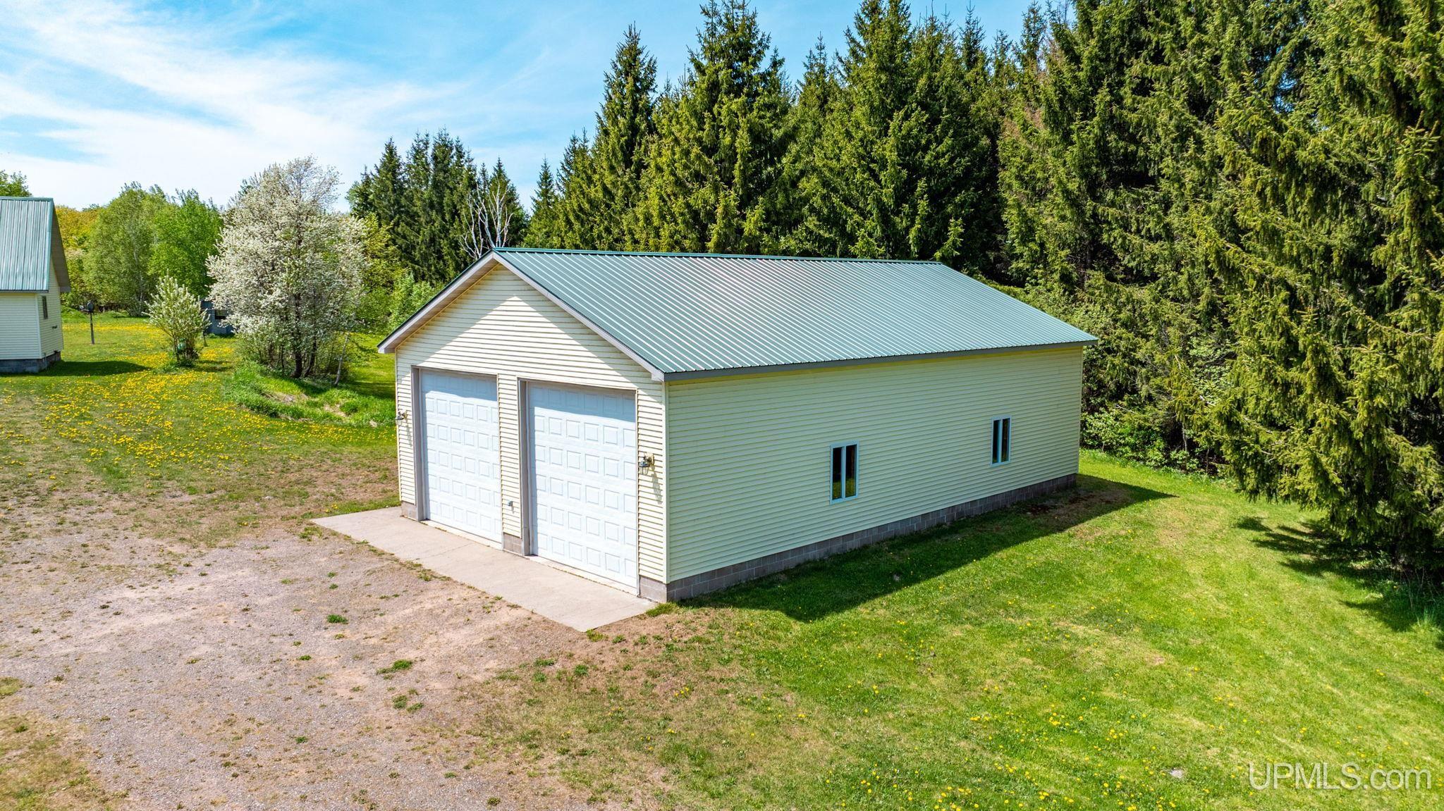 51795 Pontiac Road Property Photo 7