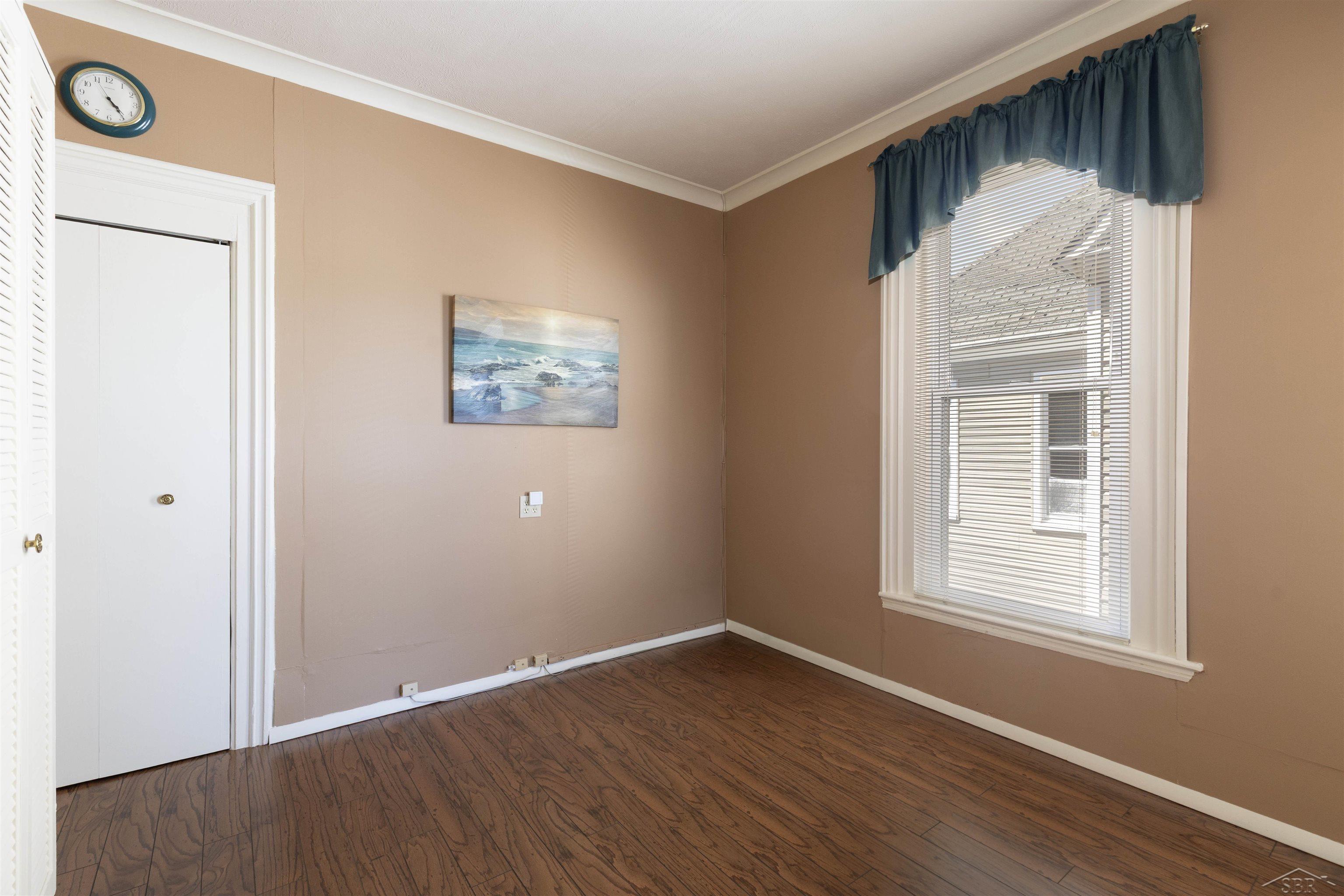 601 N Van Buren Street Property Photo 32
