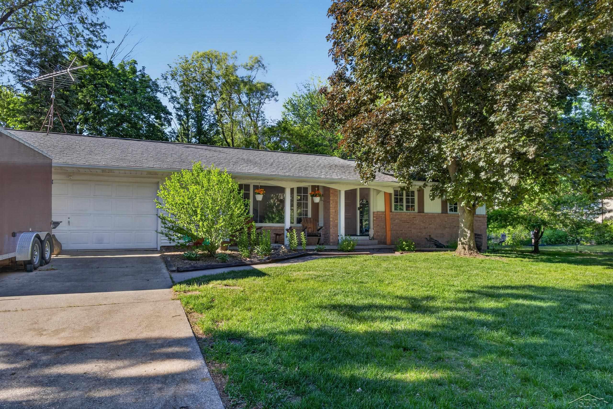 3121 E Bullock Creek Drive