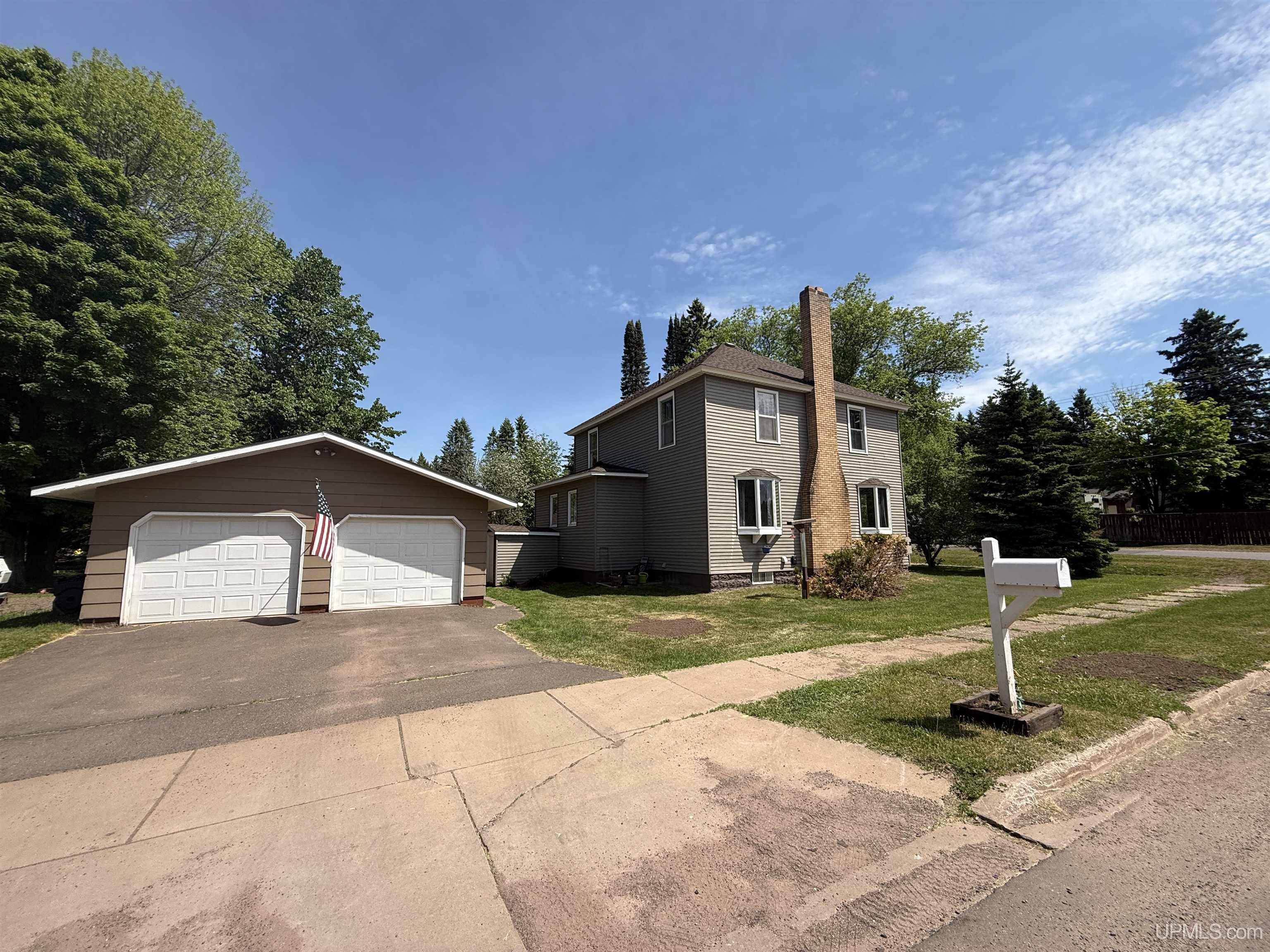 505 Southwest Street Property Photo 1