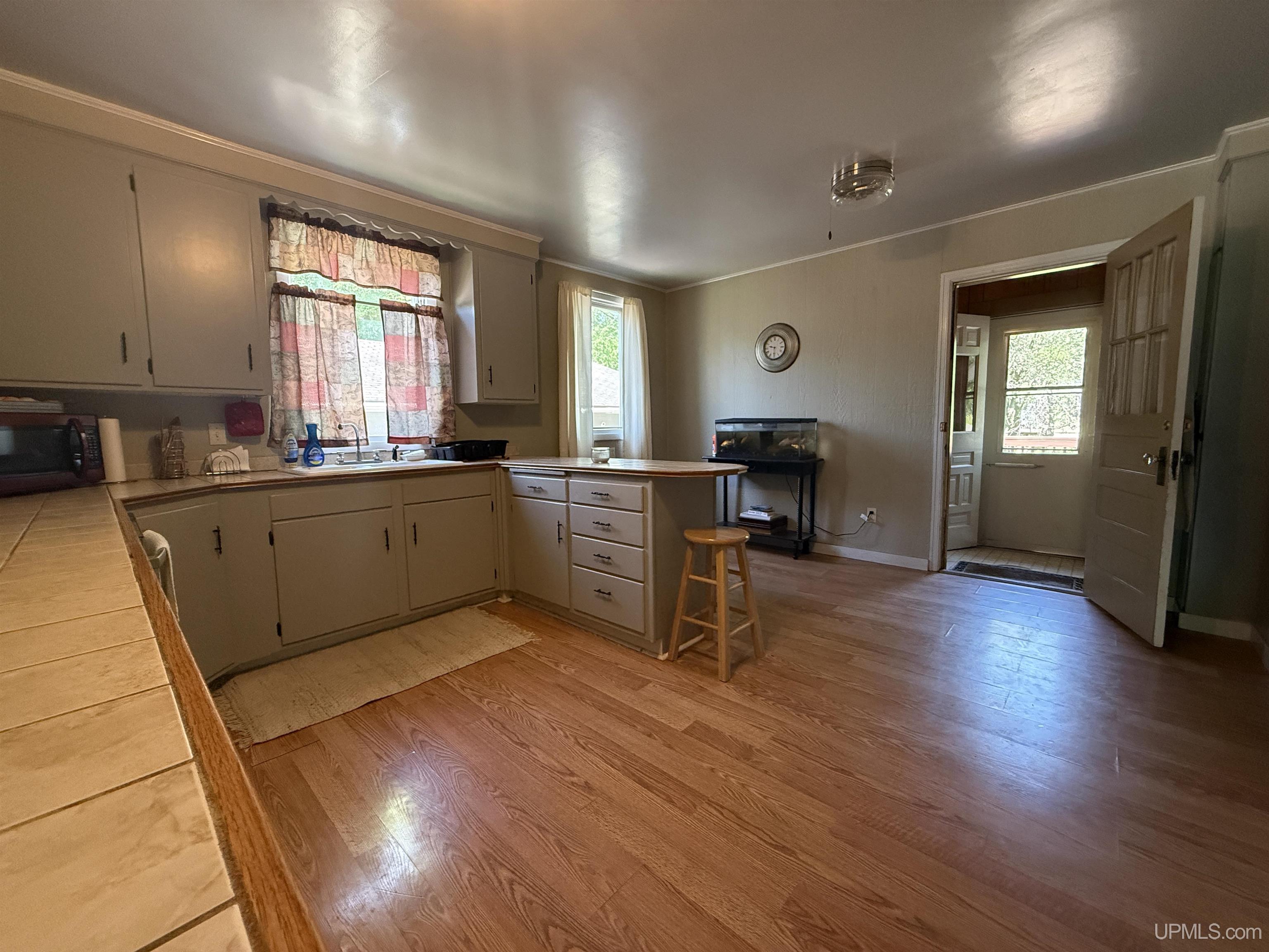 505 Southwest Street Property Photo 7