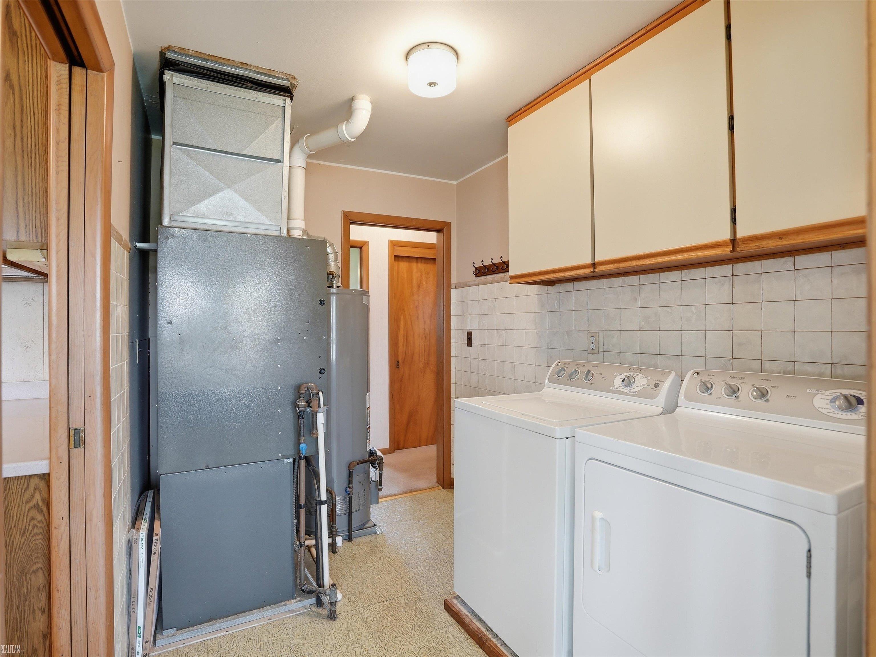 7589 Colony Drive Property Photo 13