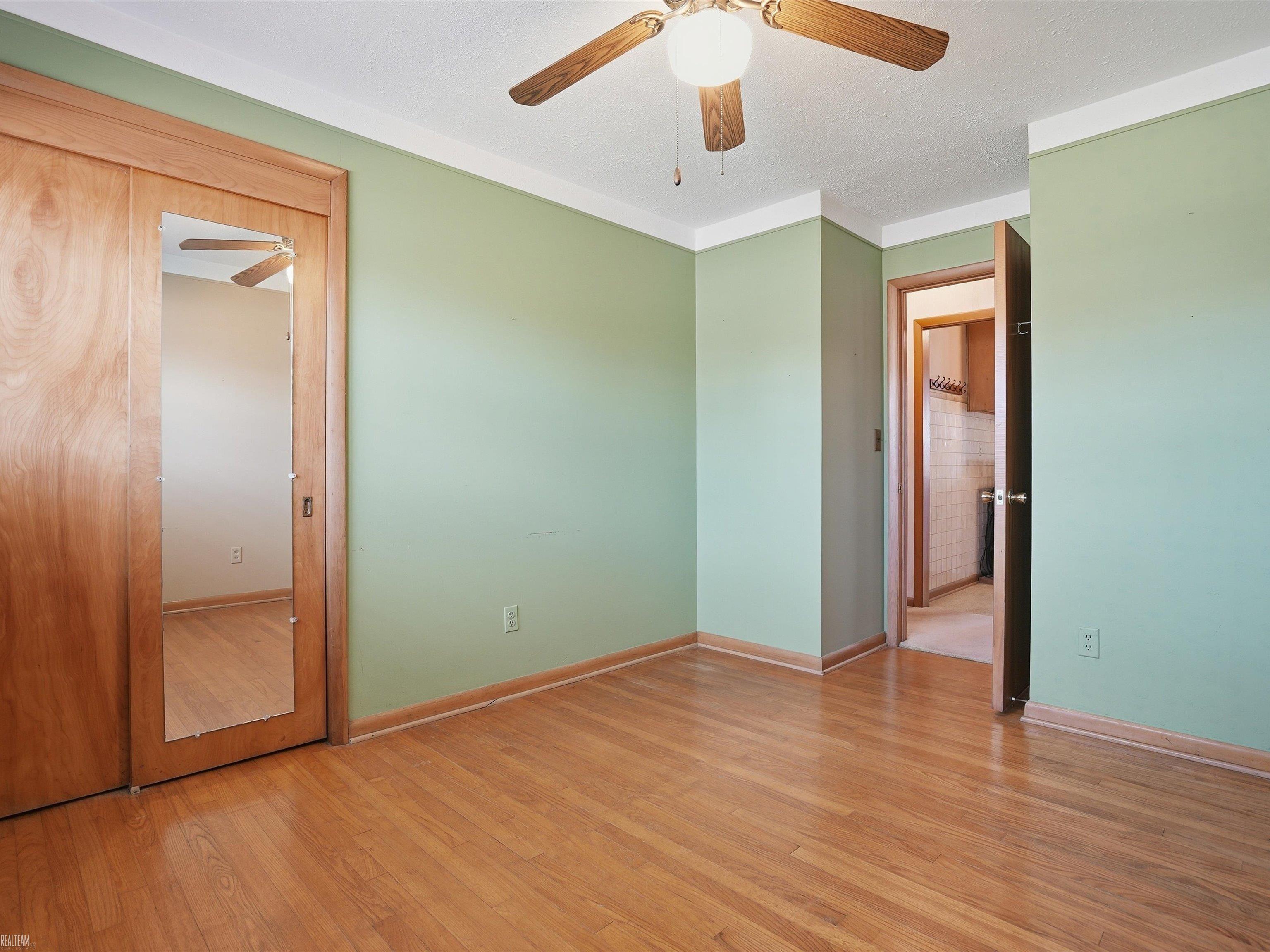 7589 Colony Drive Property Photo 16