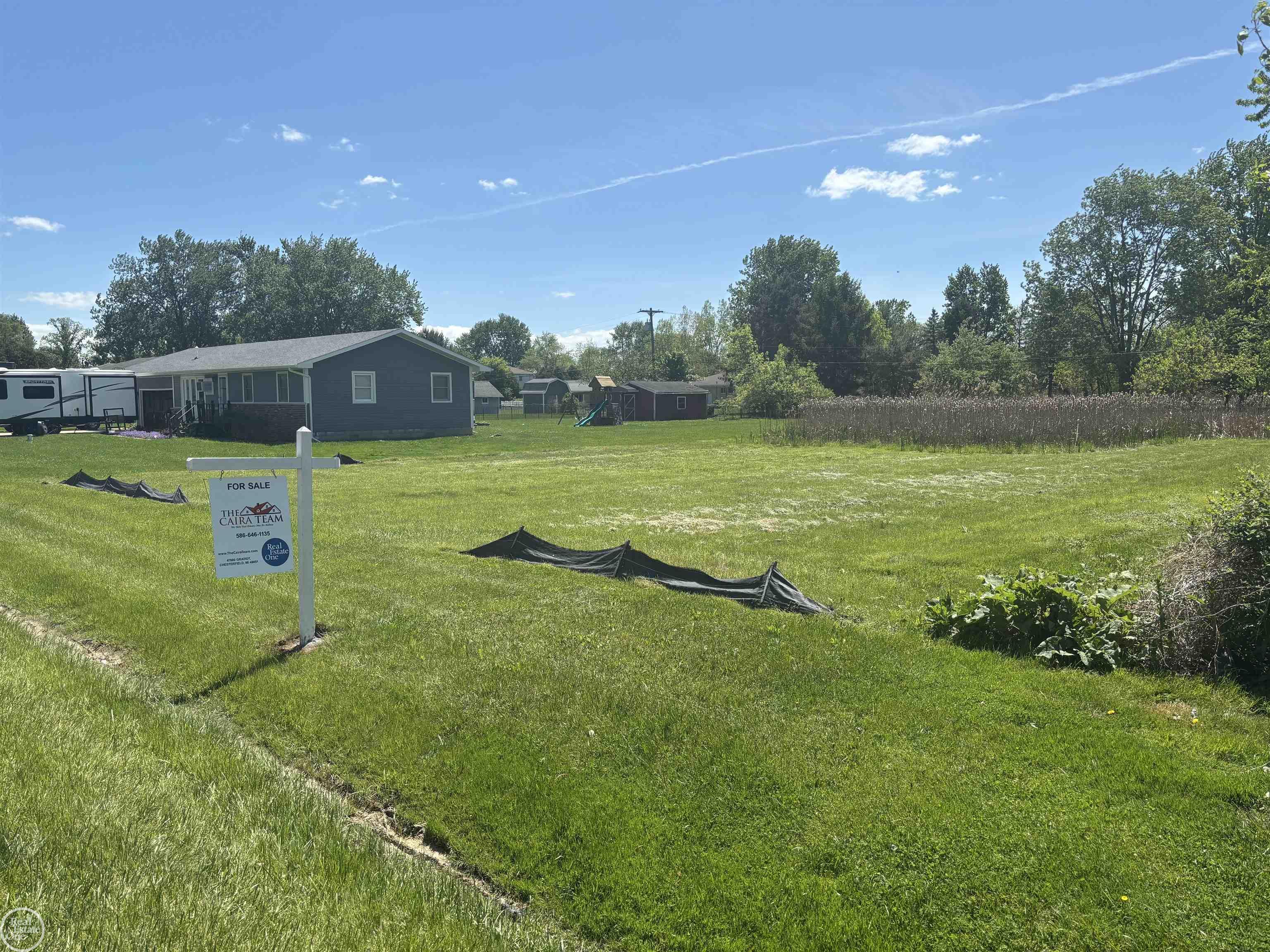 23100 Jamison Drive Property Photo 4