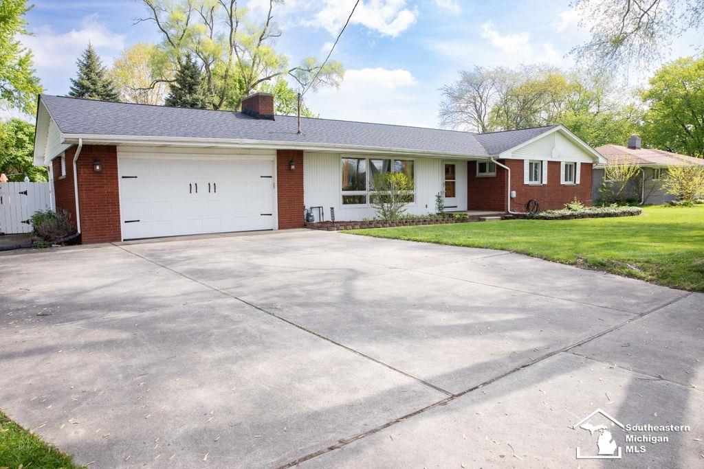 4666 E Dunbar Rd Road Property Photo 1