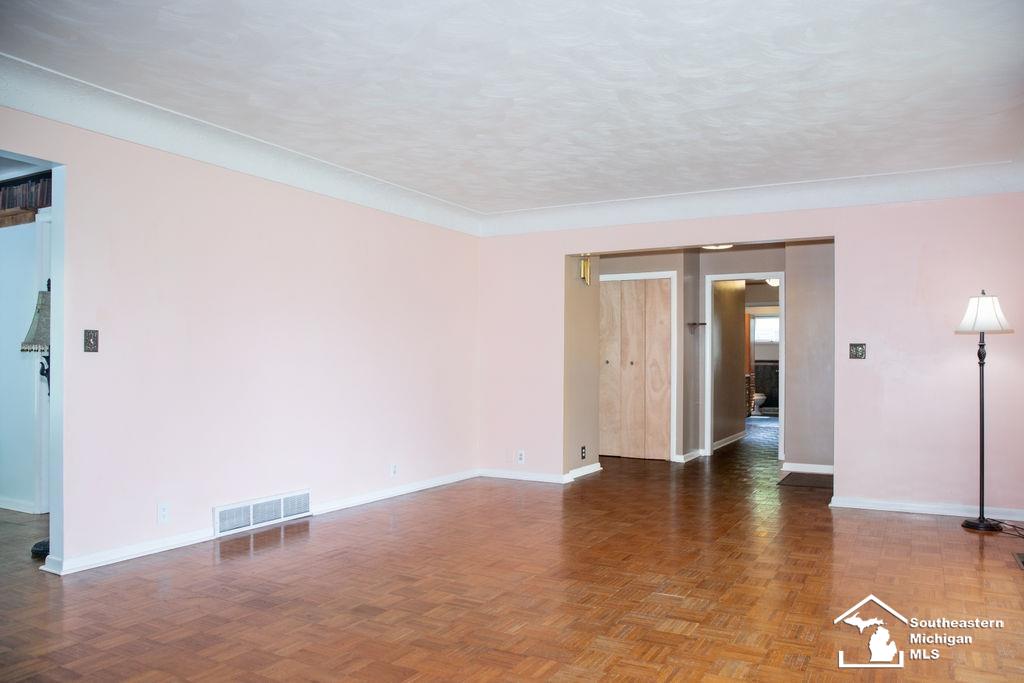 4666 E Dunbar Rd Road Property Photo 9