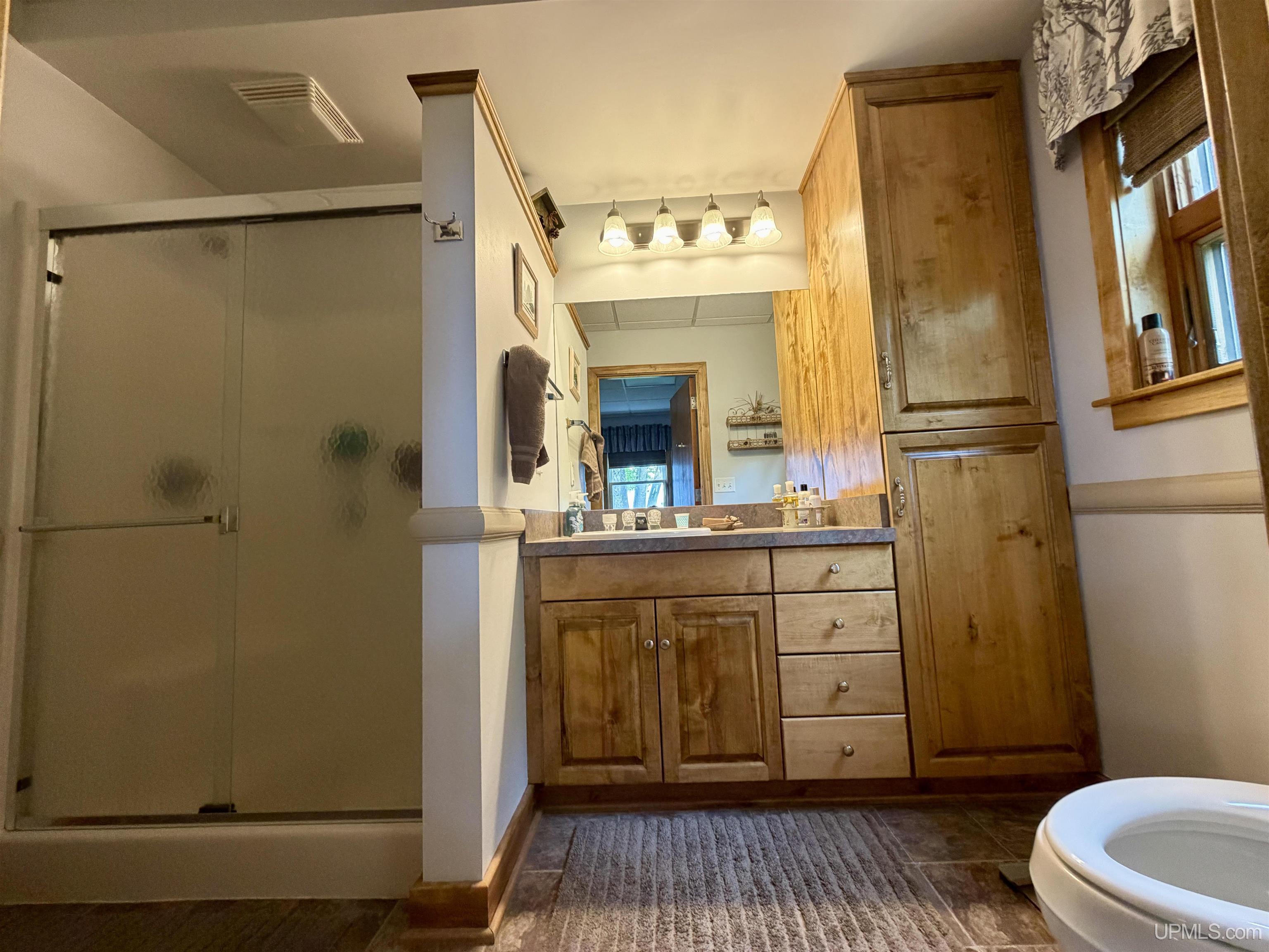 19105 Diller Road Property Photo 25
