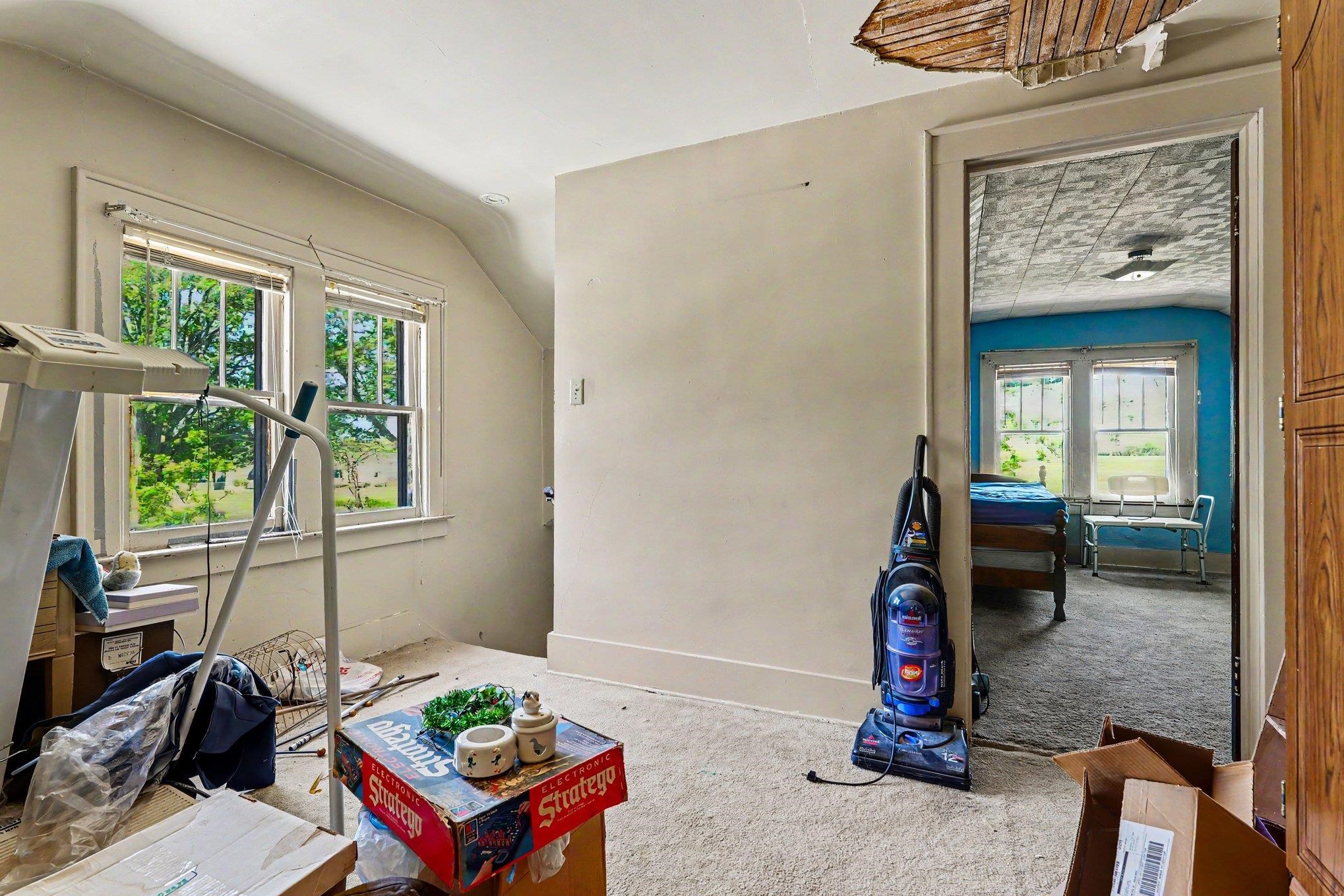 17985 Dice Road Property Photo 9
