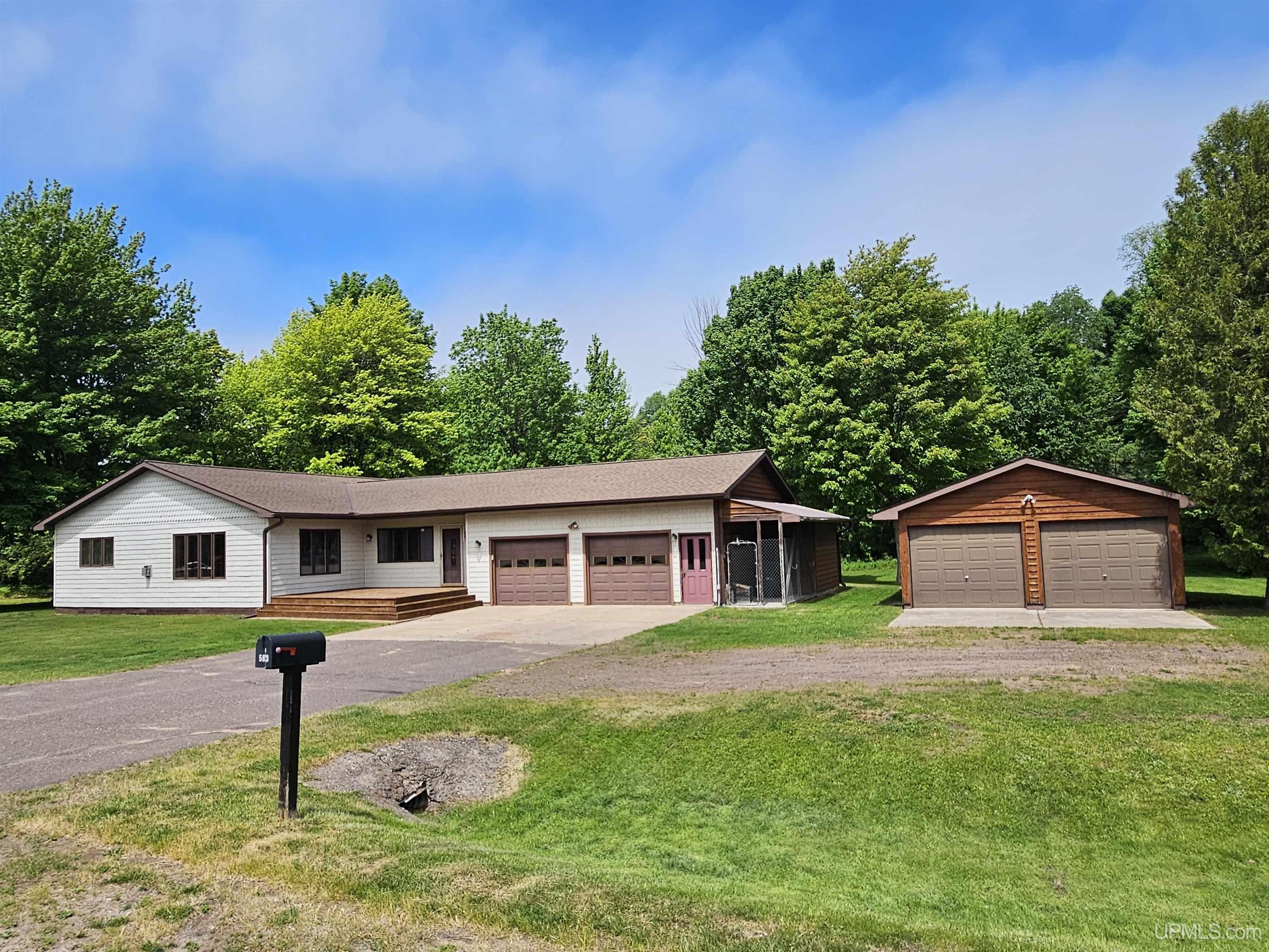 583 Alsace Avenue Property Photo 1