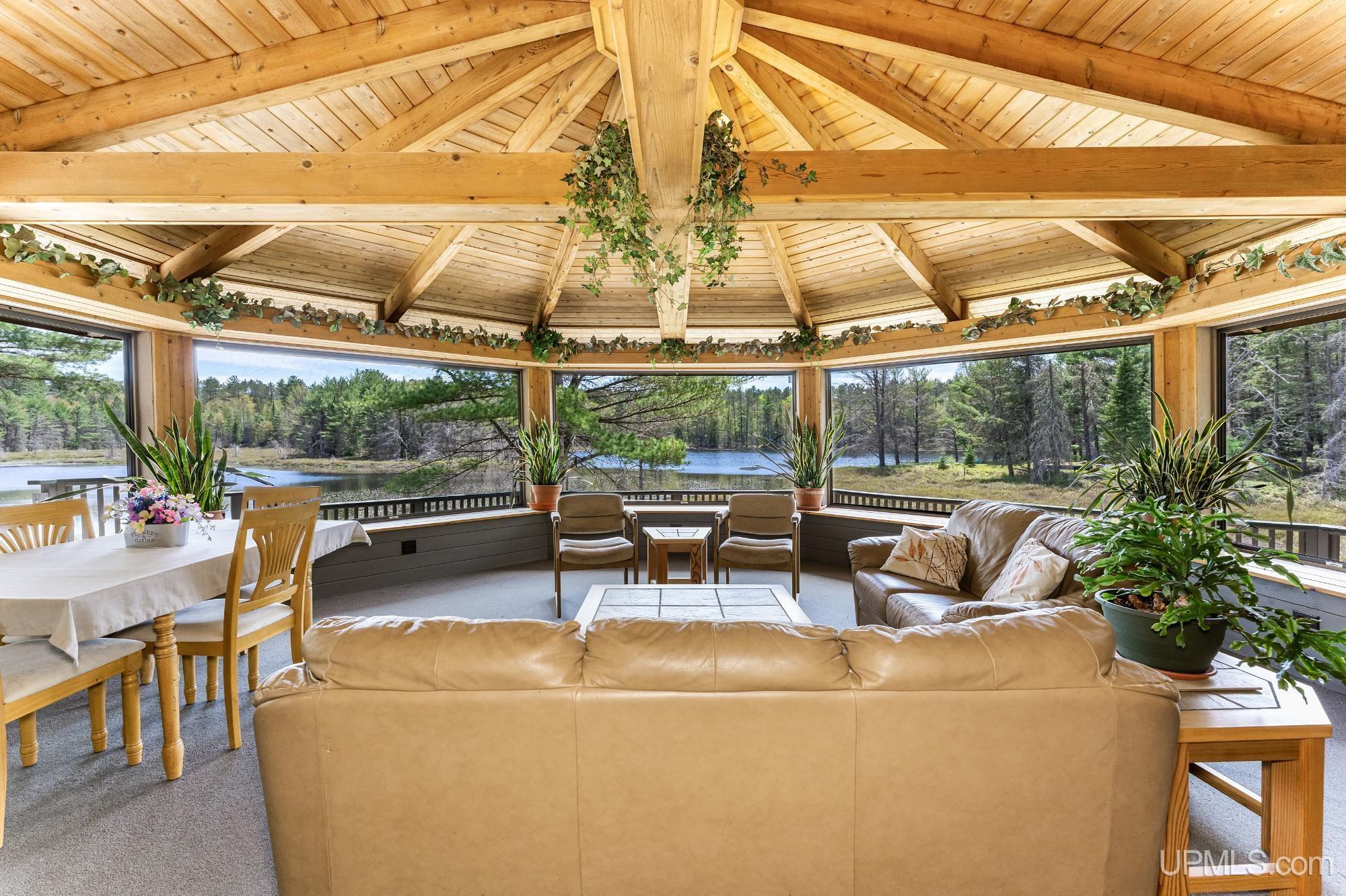 23493 Twist Lake Road Property Photo 4