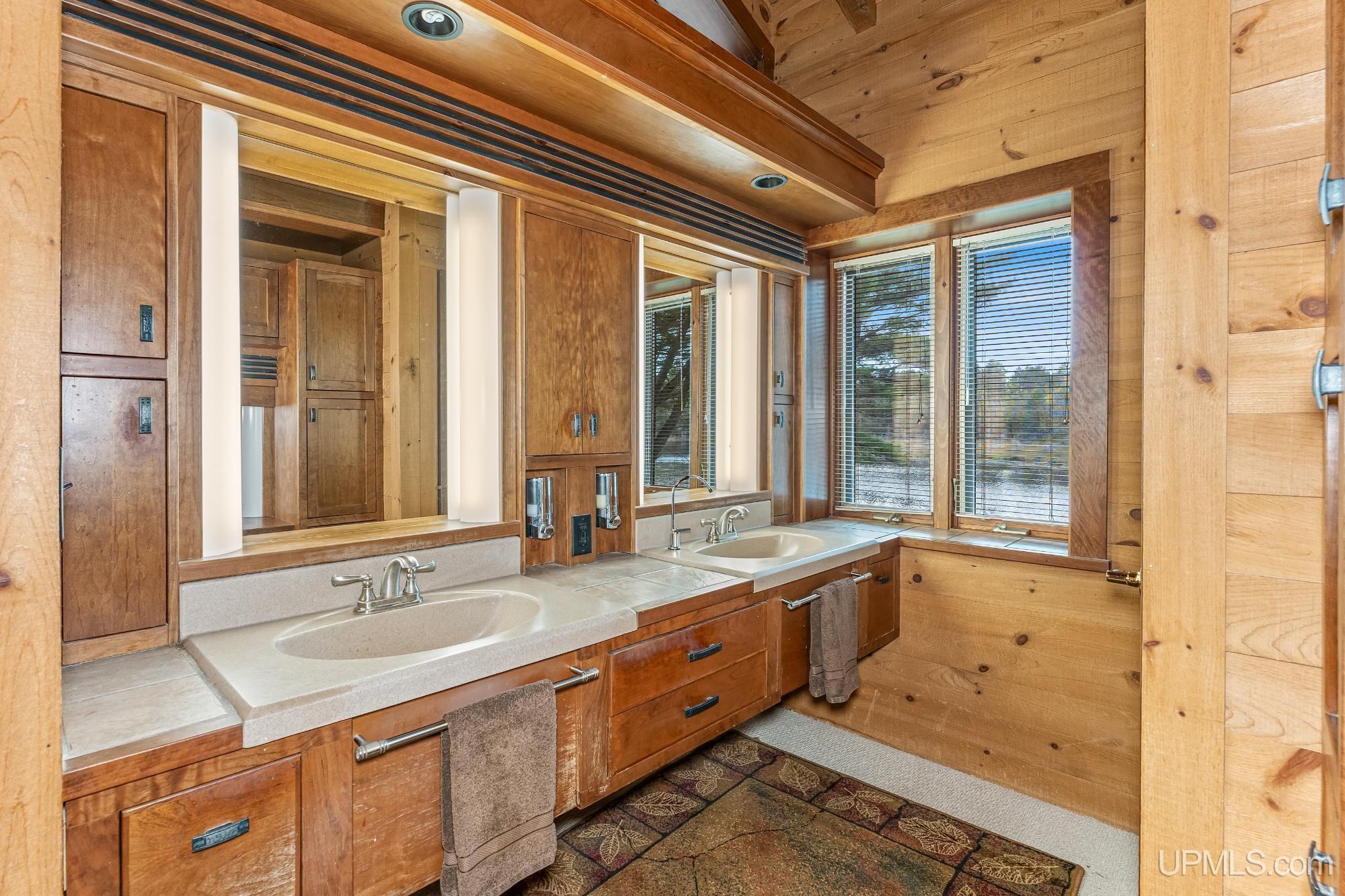 23493 Twist Lake Road Property Photo 23