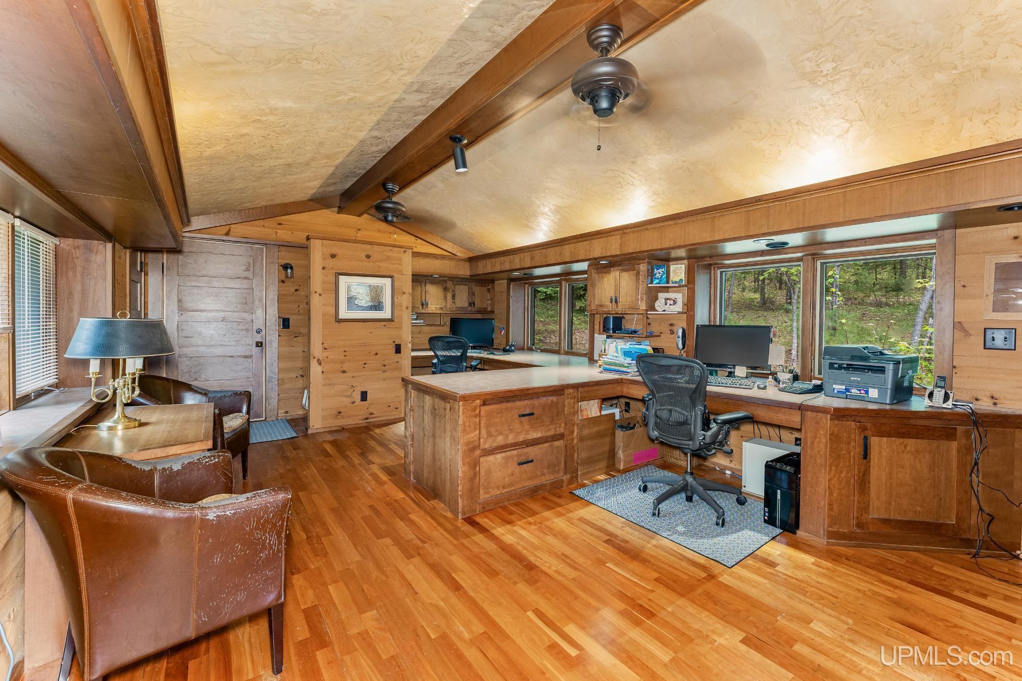 23493 Twist Lake Road Property Photo 26