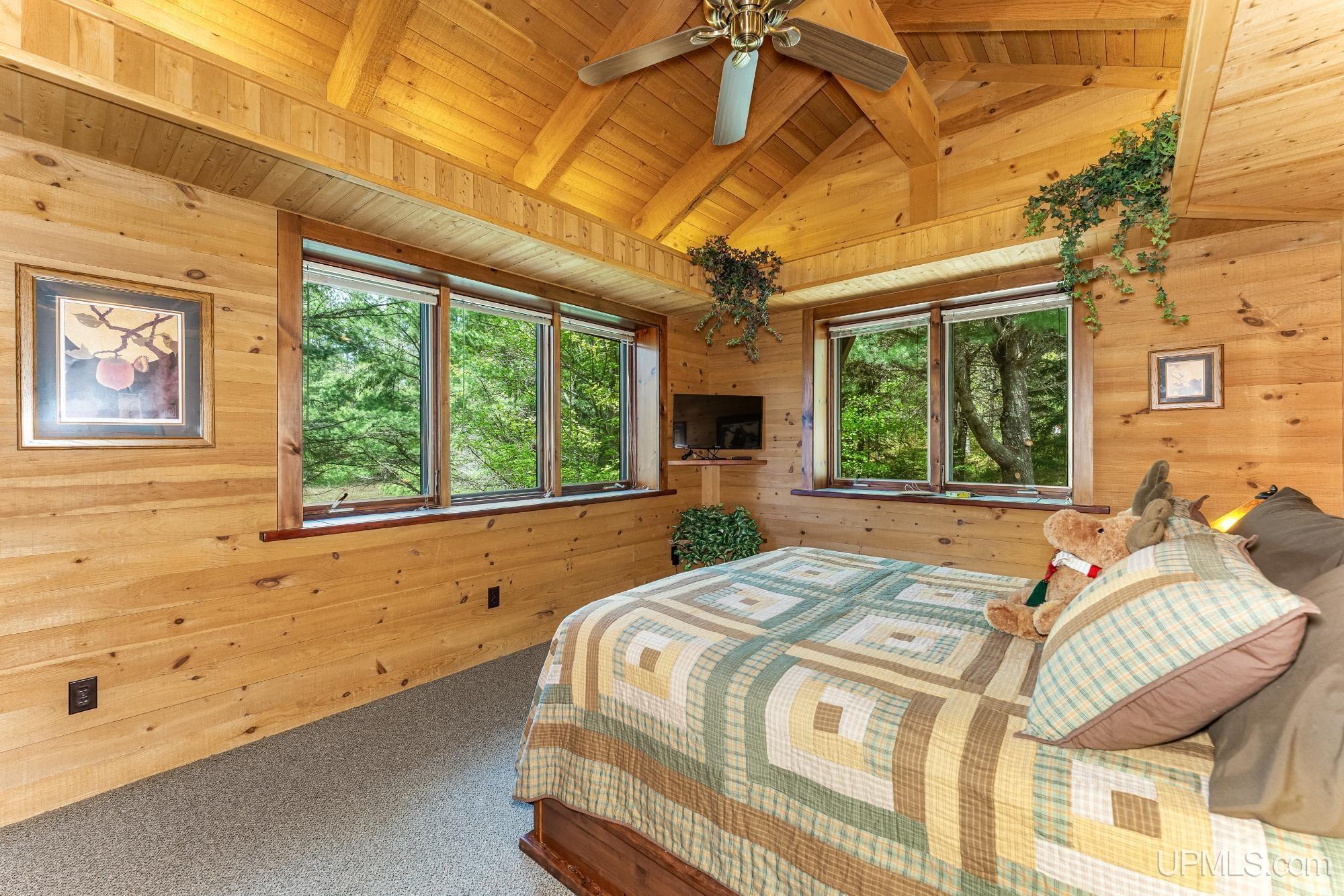 23493 Twist Lake Road Property Photo 31