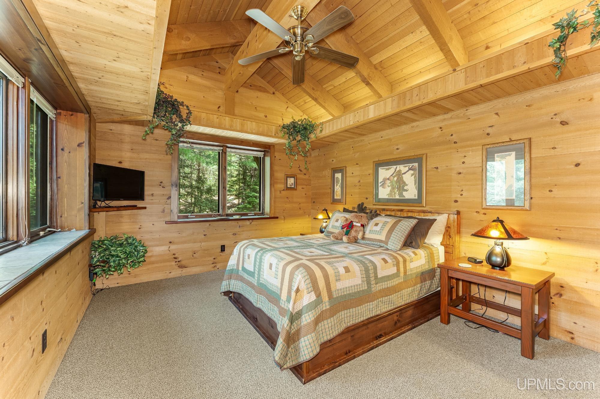23493 Twist Lake Road Property Photo 32