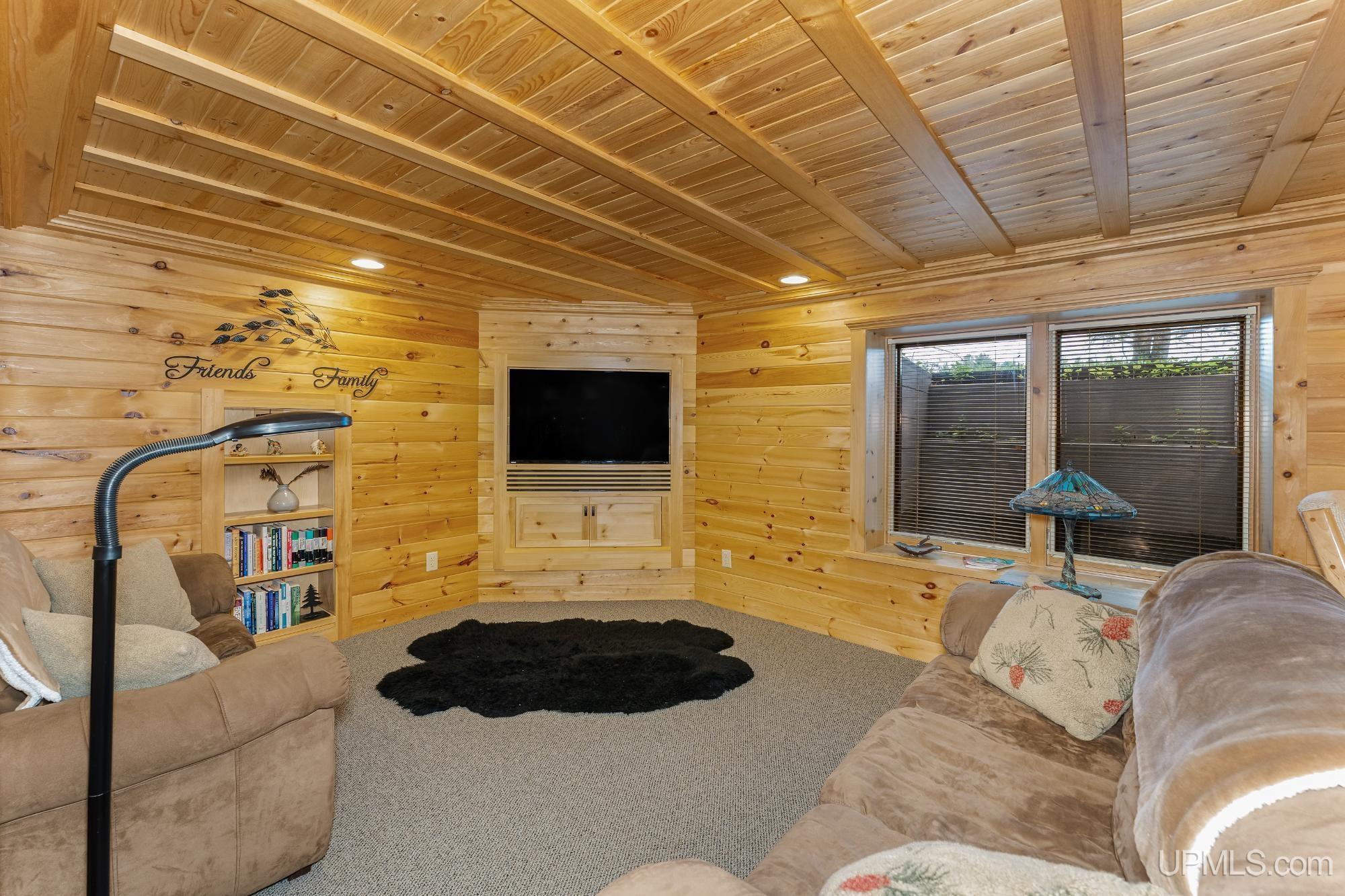 23493 Twist Lake Road Property Photo 37