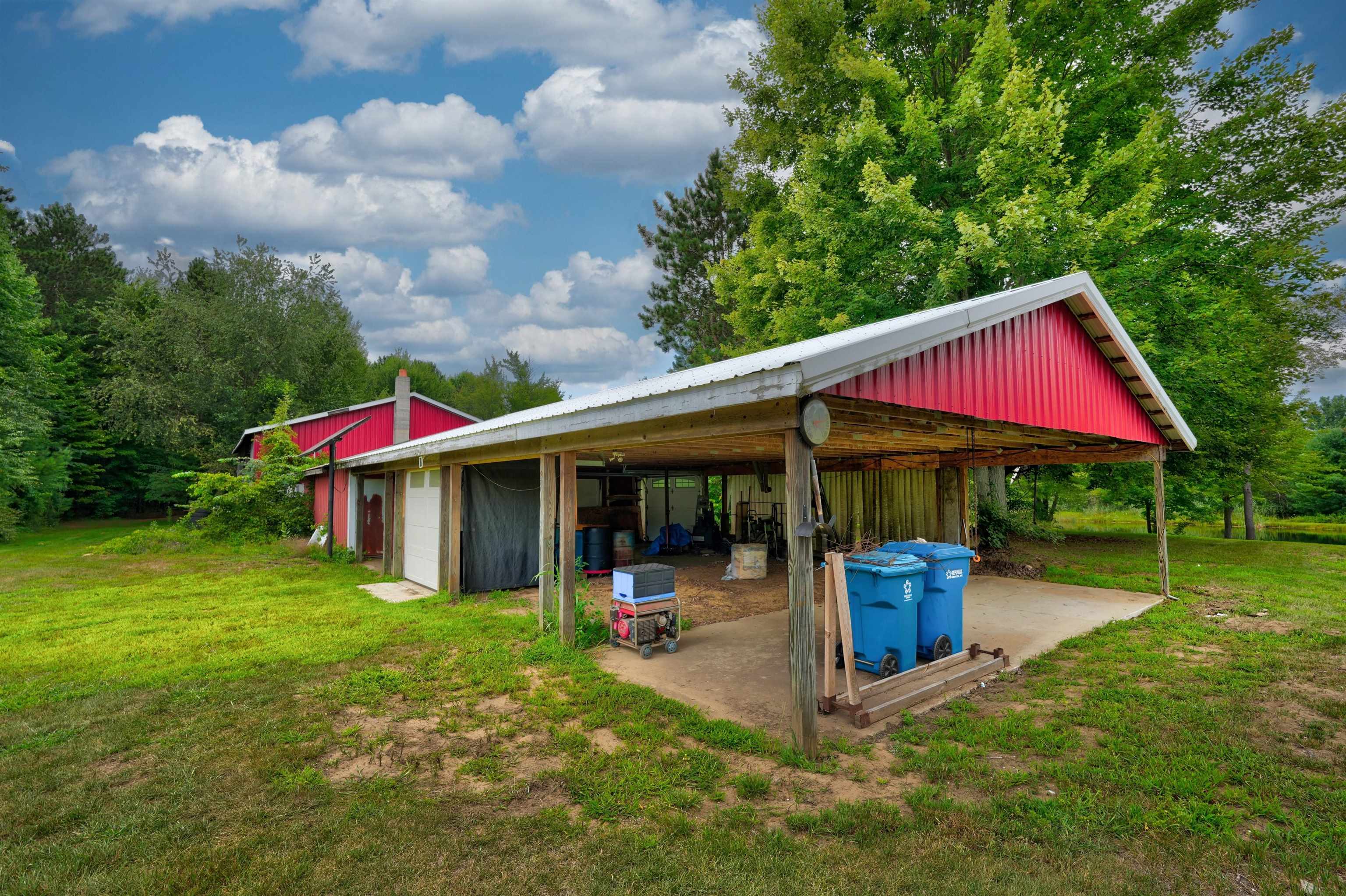 7200 Hess Road Property Photo 4