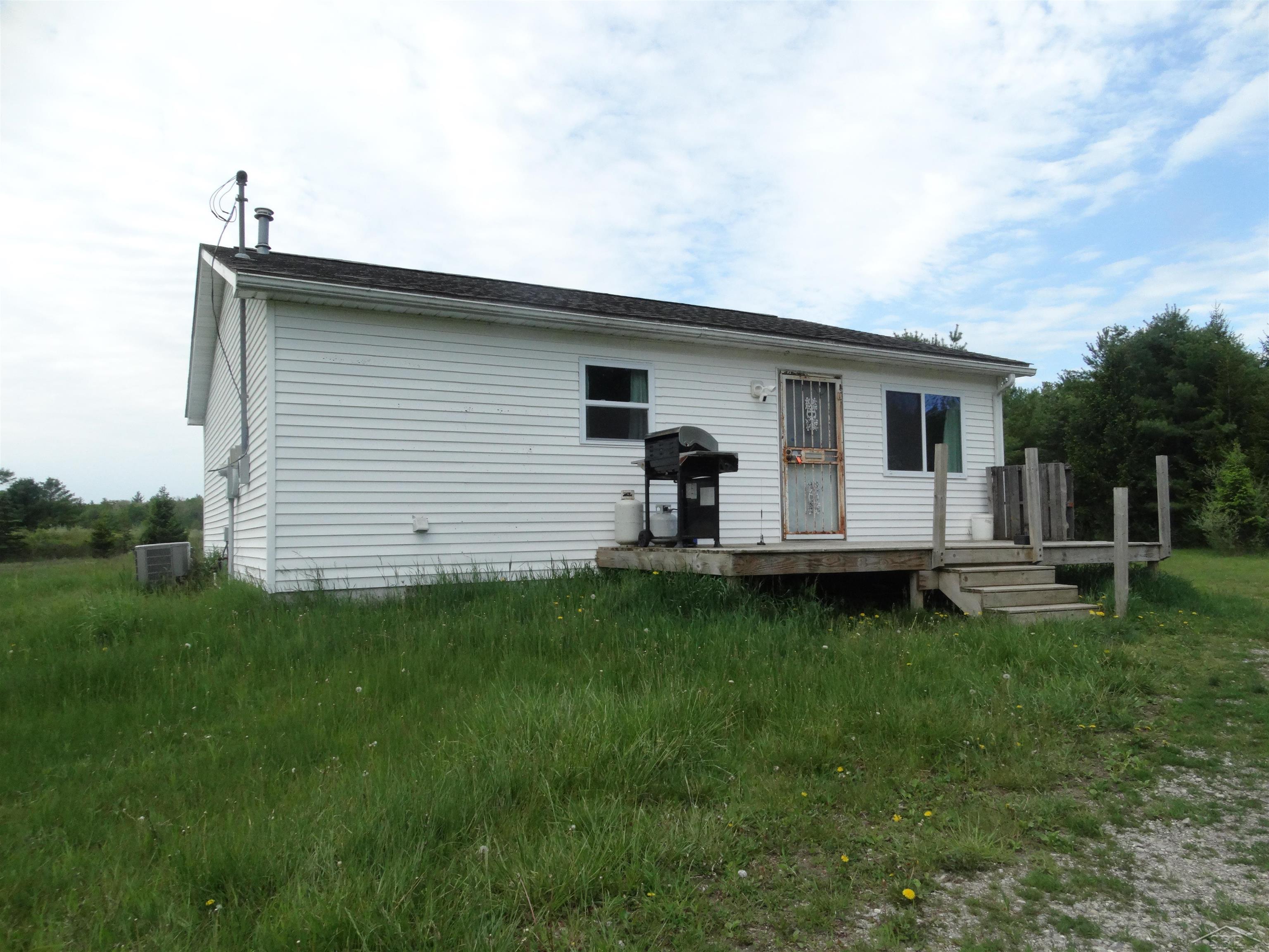 350 Fire Road Property Photo 1
