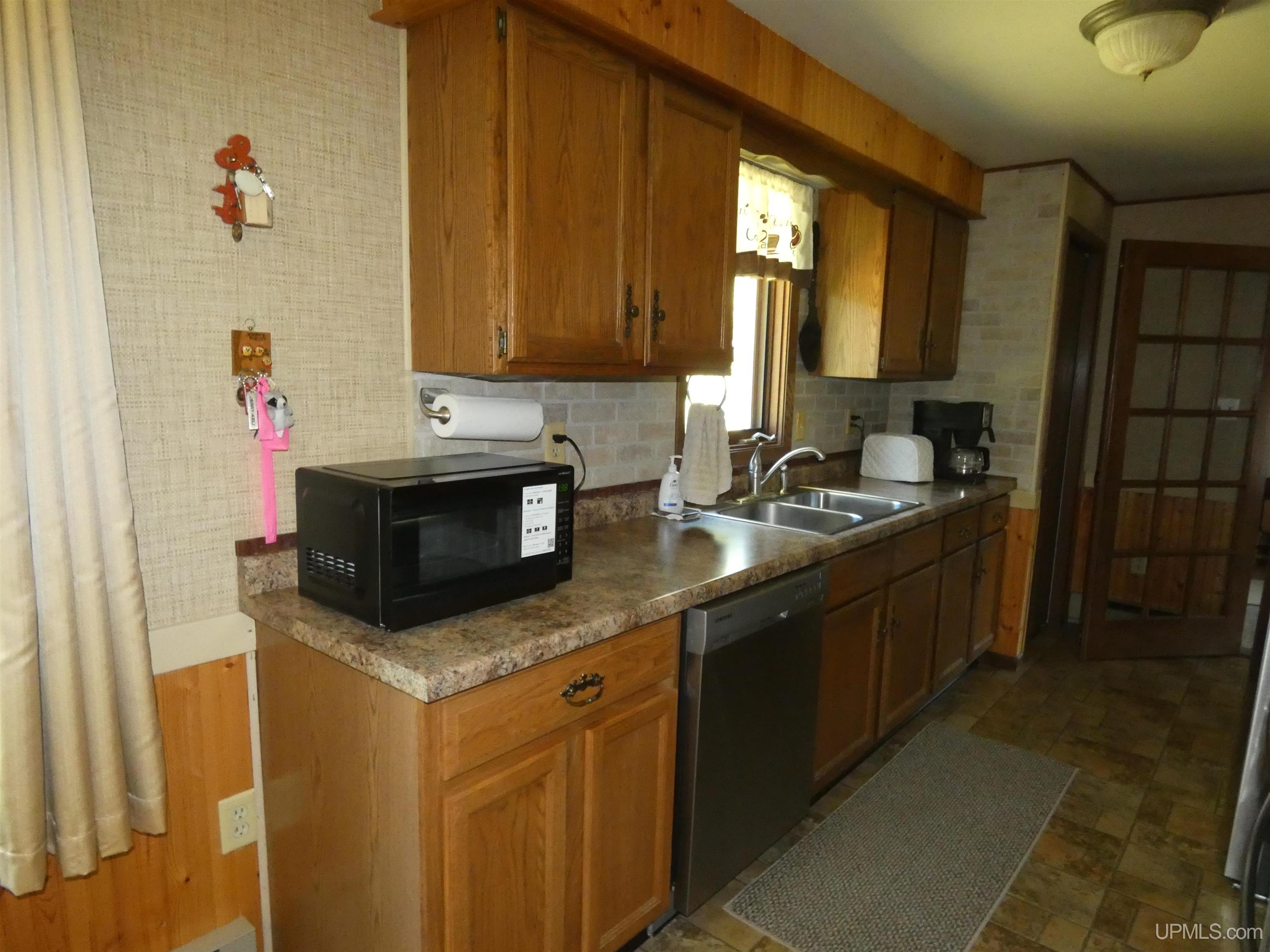 E6386 Wood Lane Property Photo 22