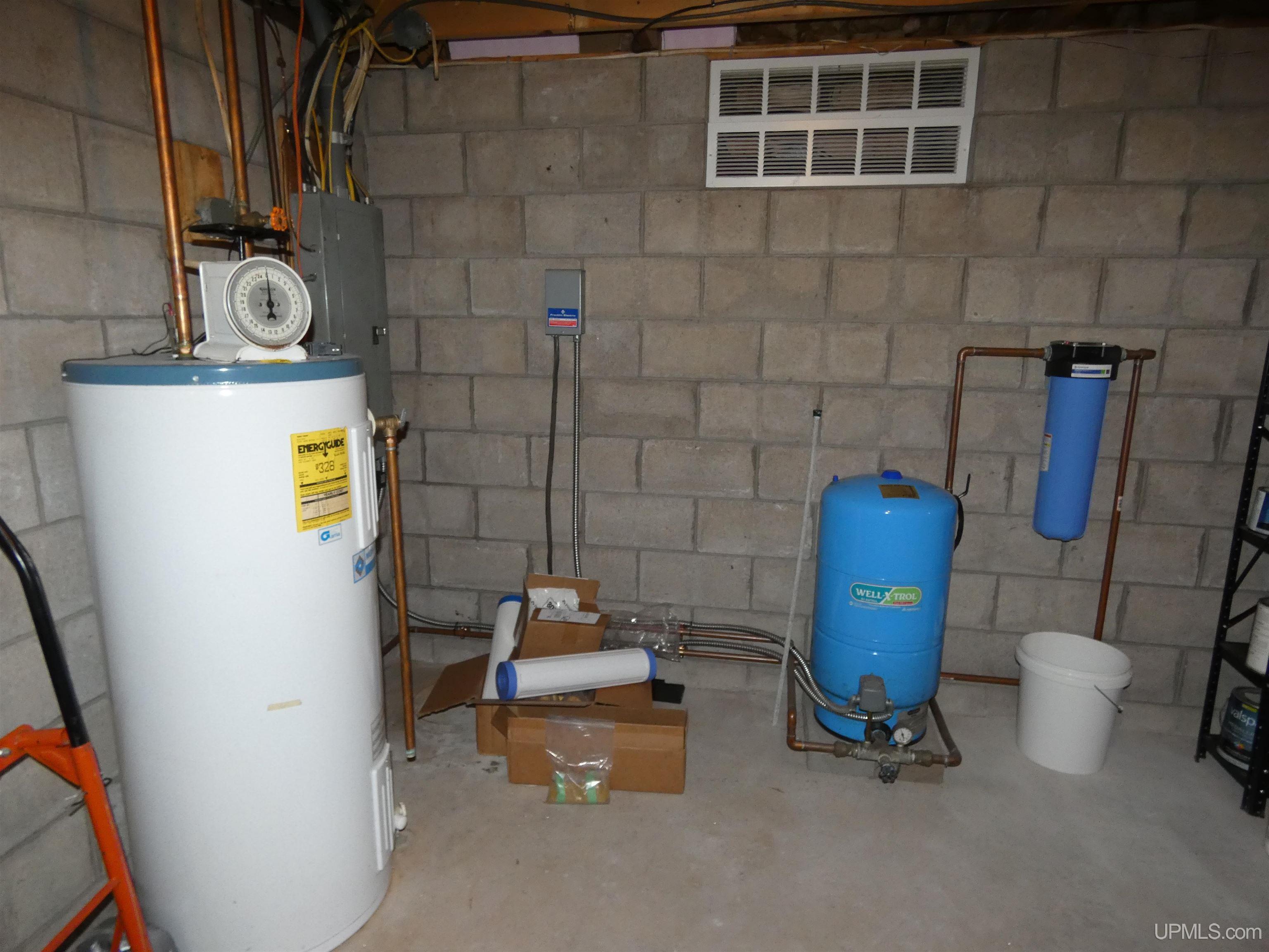 E6386 Wood Lane Property Photo 37