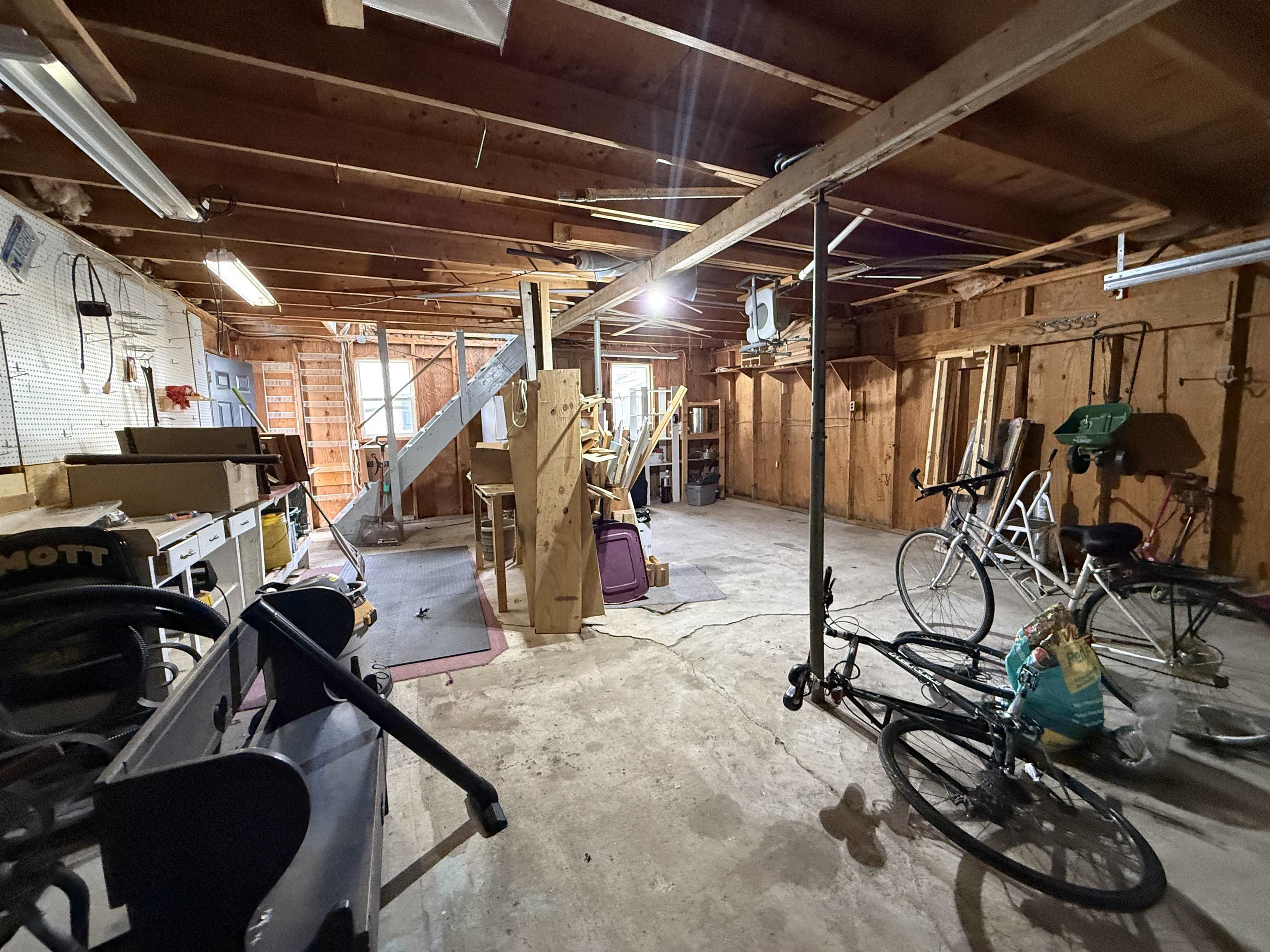 3216 Elnor Drive Property Photo 39