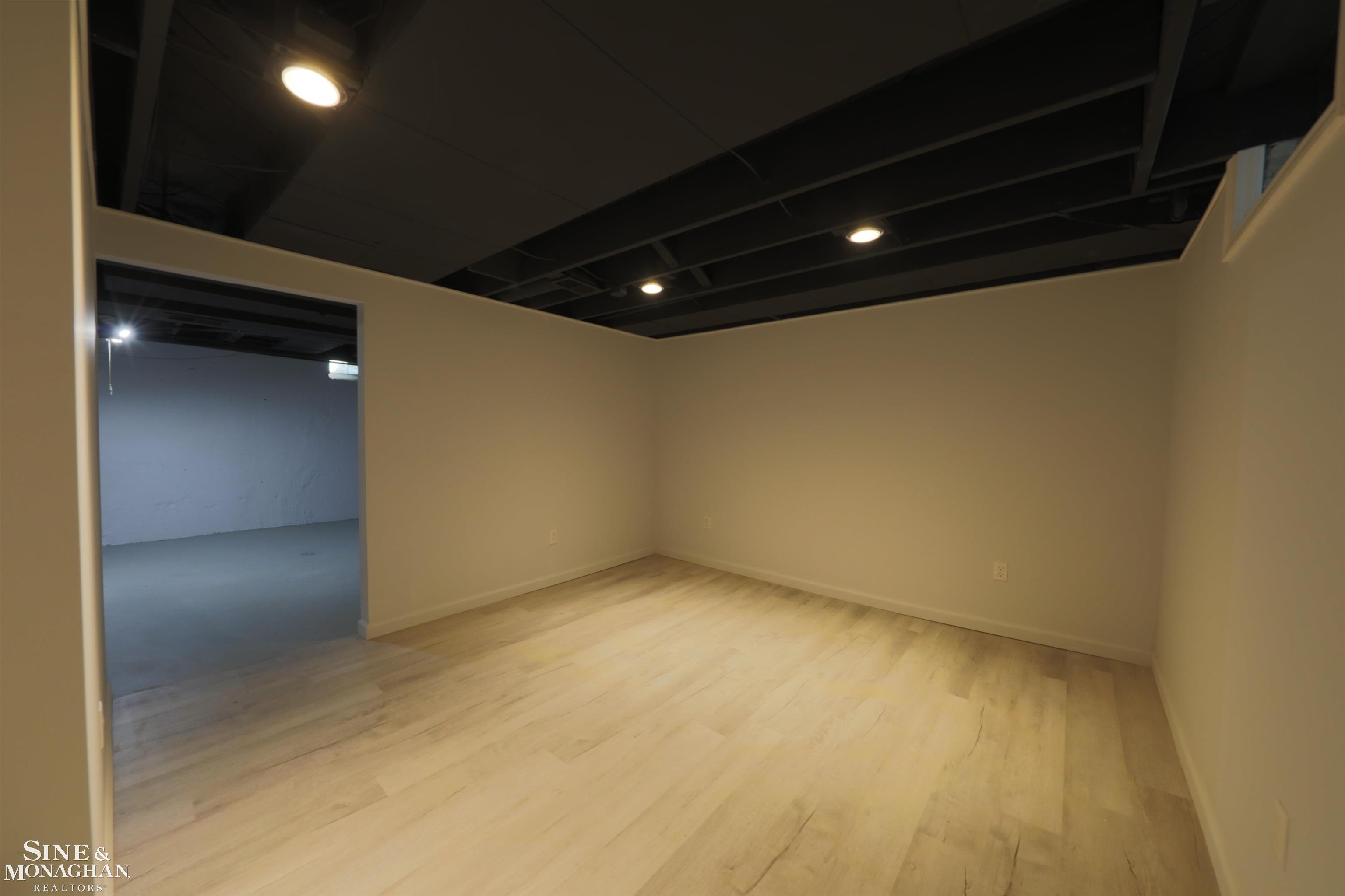 23107 Arthur Court Property Photo 14