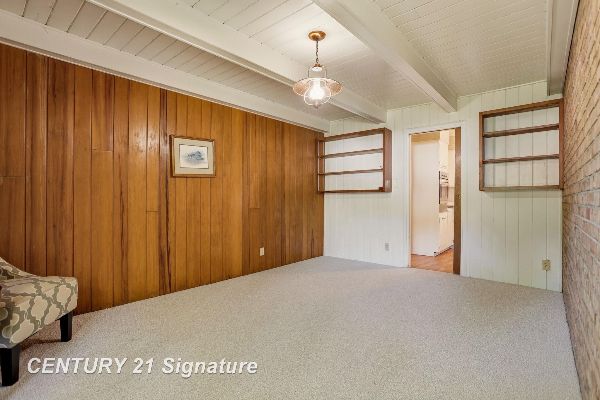 2765 Cecelia Street Property Photo 12
