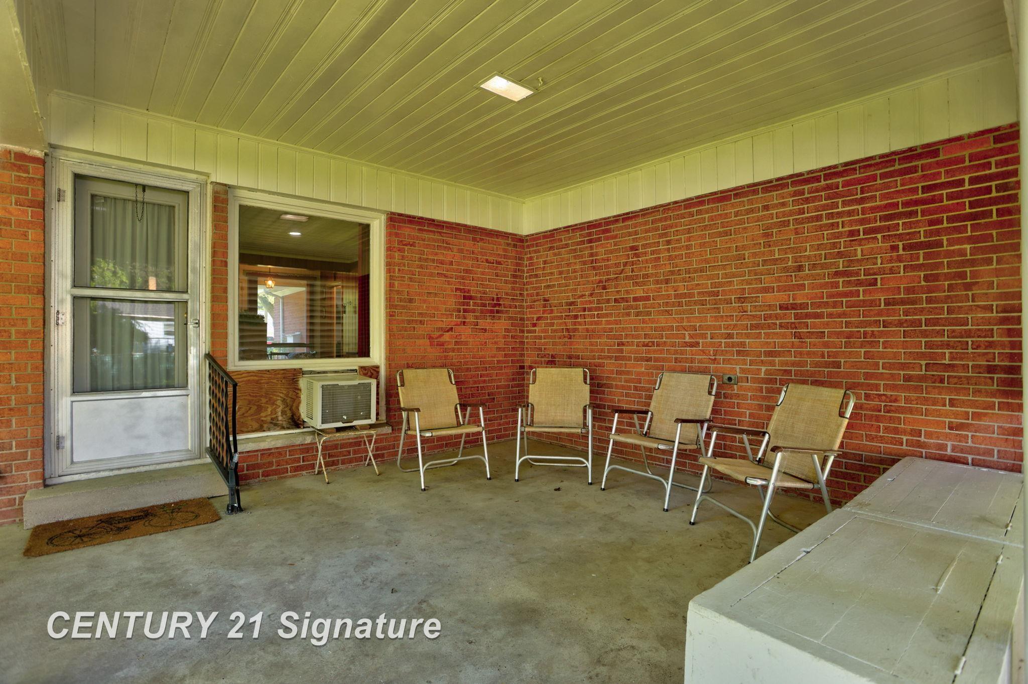 2765 Cecelia Street Property Photo 33