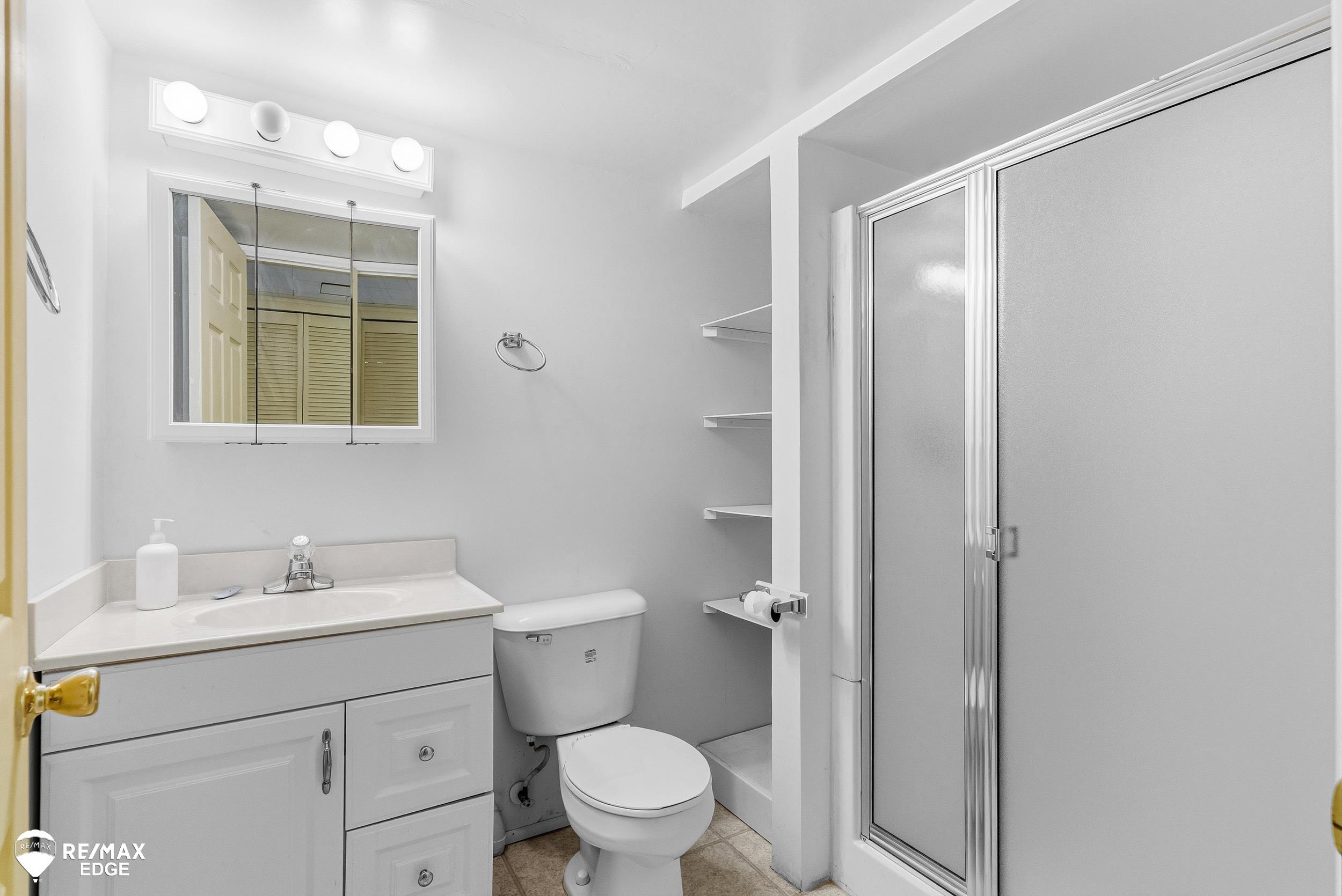 9340 Rayna Drive Property Photo 11