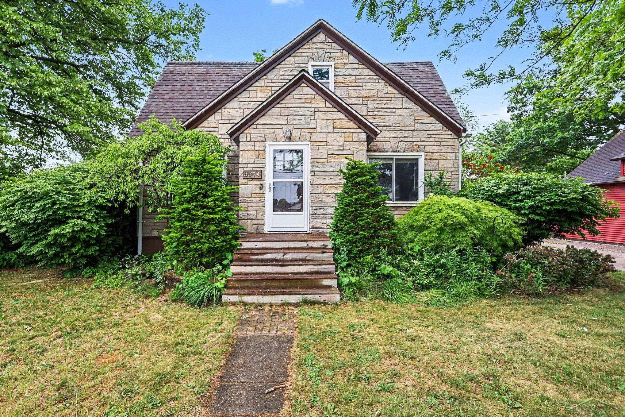 3374 Winter Street Property Photo 1