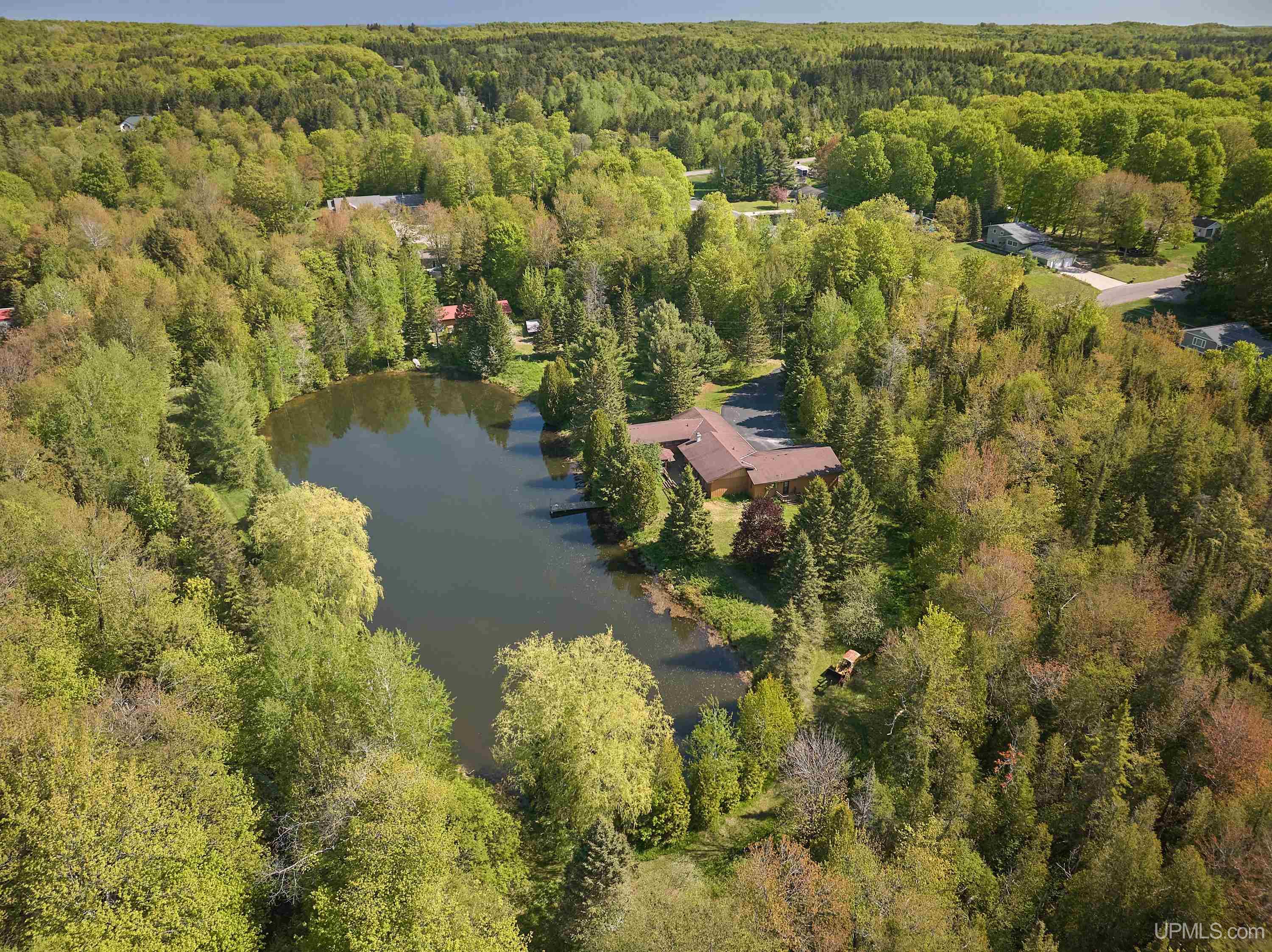 N6355 Alger Heights Road Property Photo 3