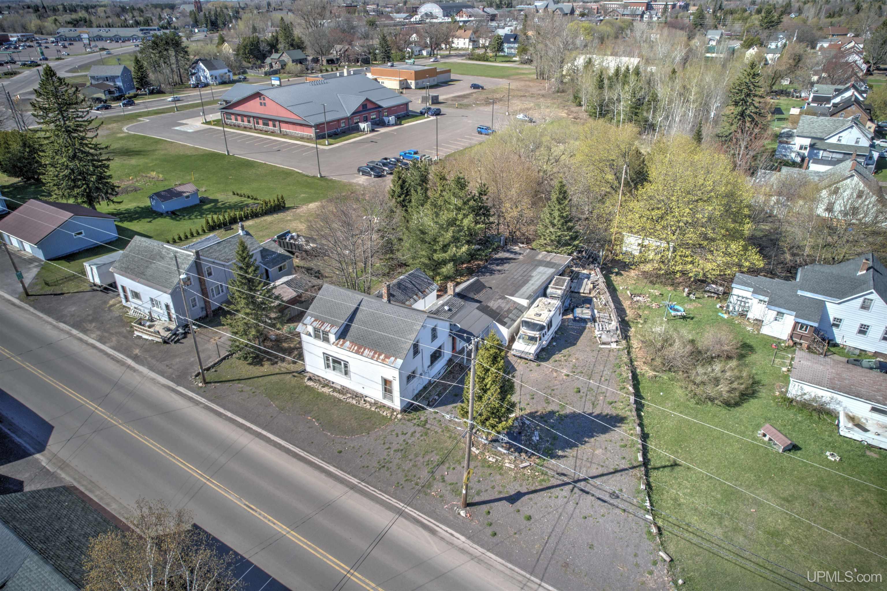 25828 Lake Linden Avenue Property Photo 1