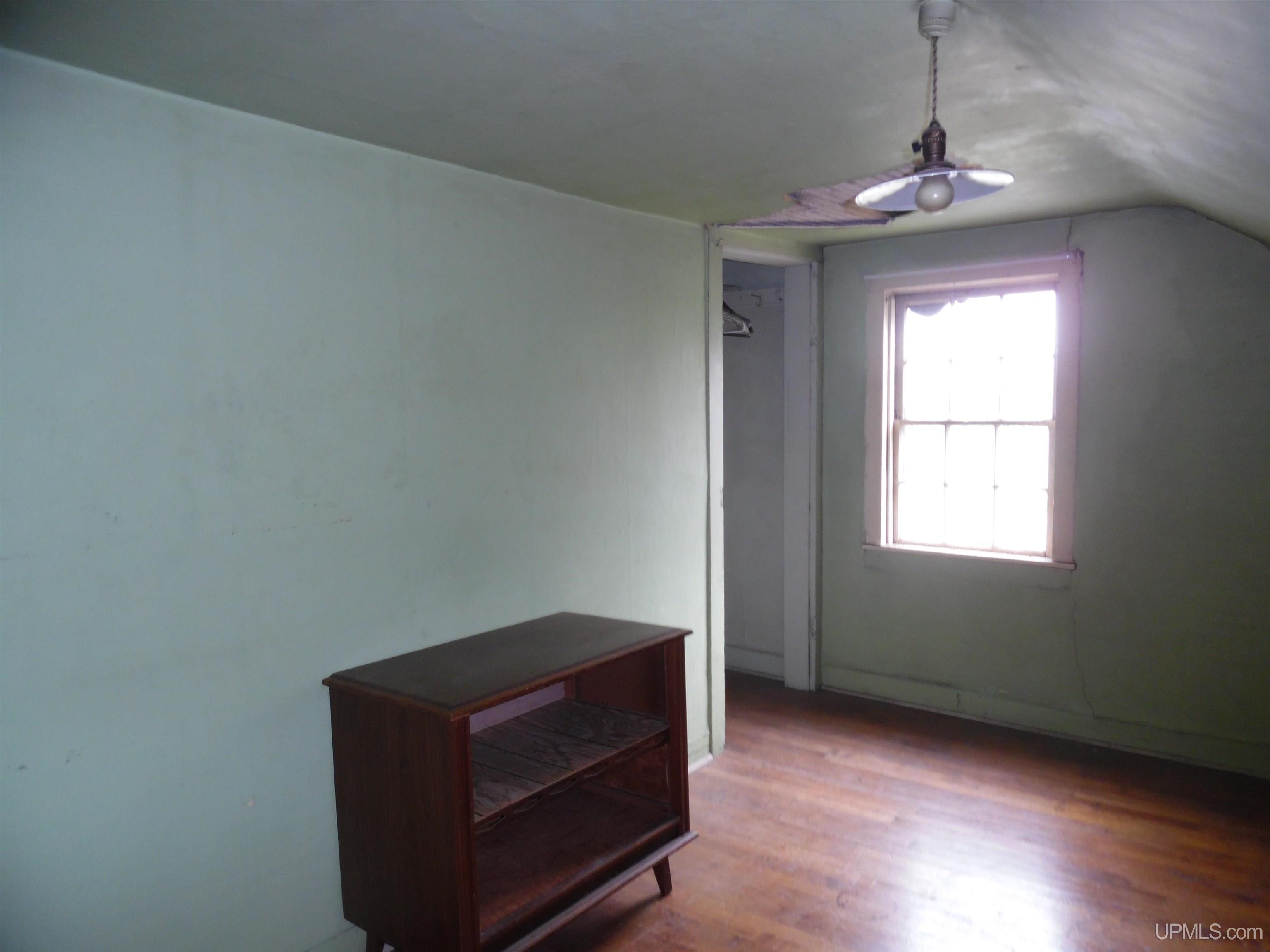 25828 Lake Linden Avenue Property Photo 11