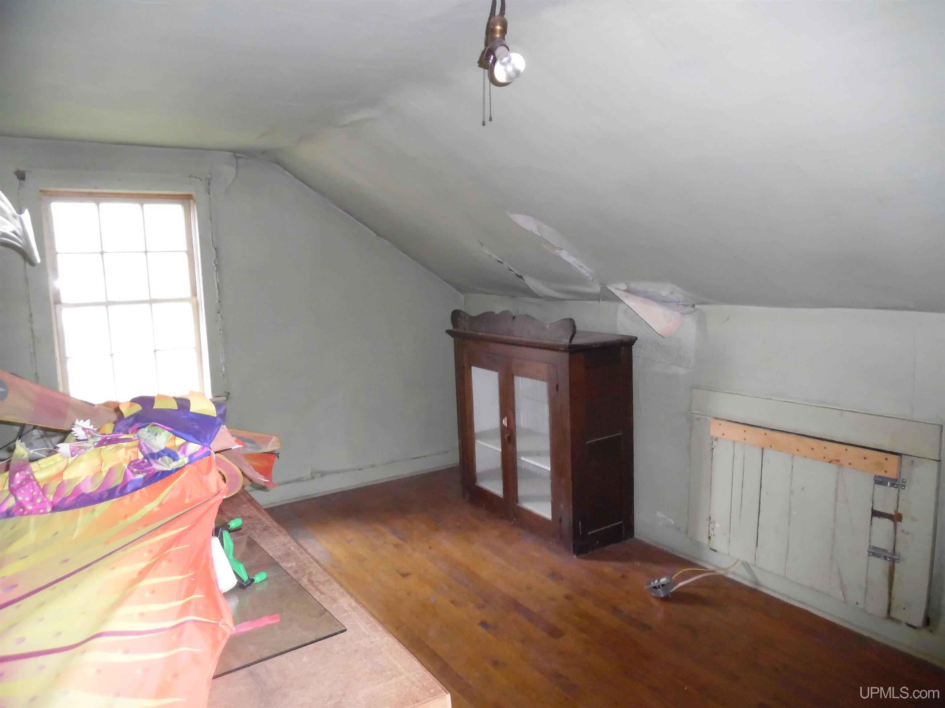 25828 Lake Linden Avenue Property Photo 13