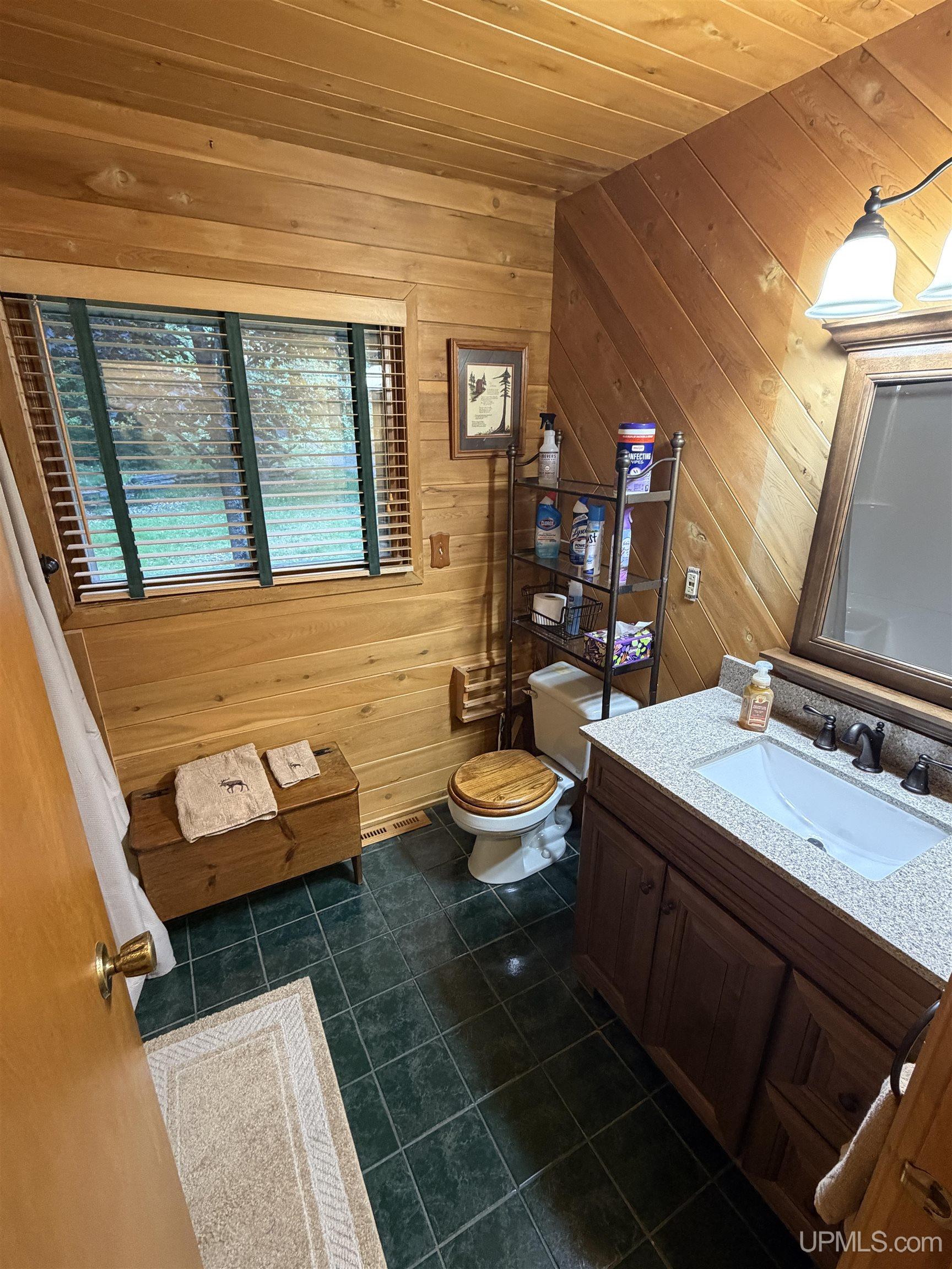 6782 Magpie Lane Property Photo 15